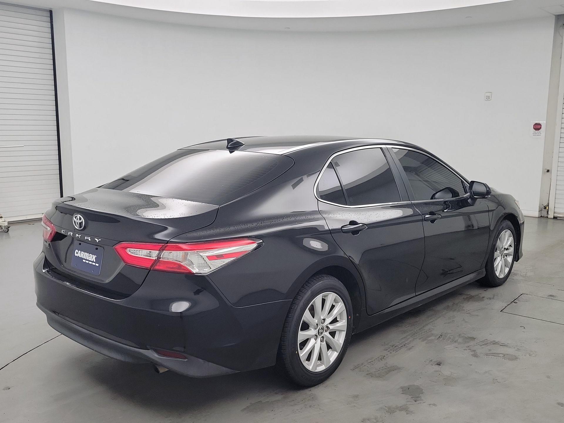 Thumbnail: 2020 Toyota Camry - 5