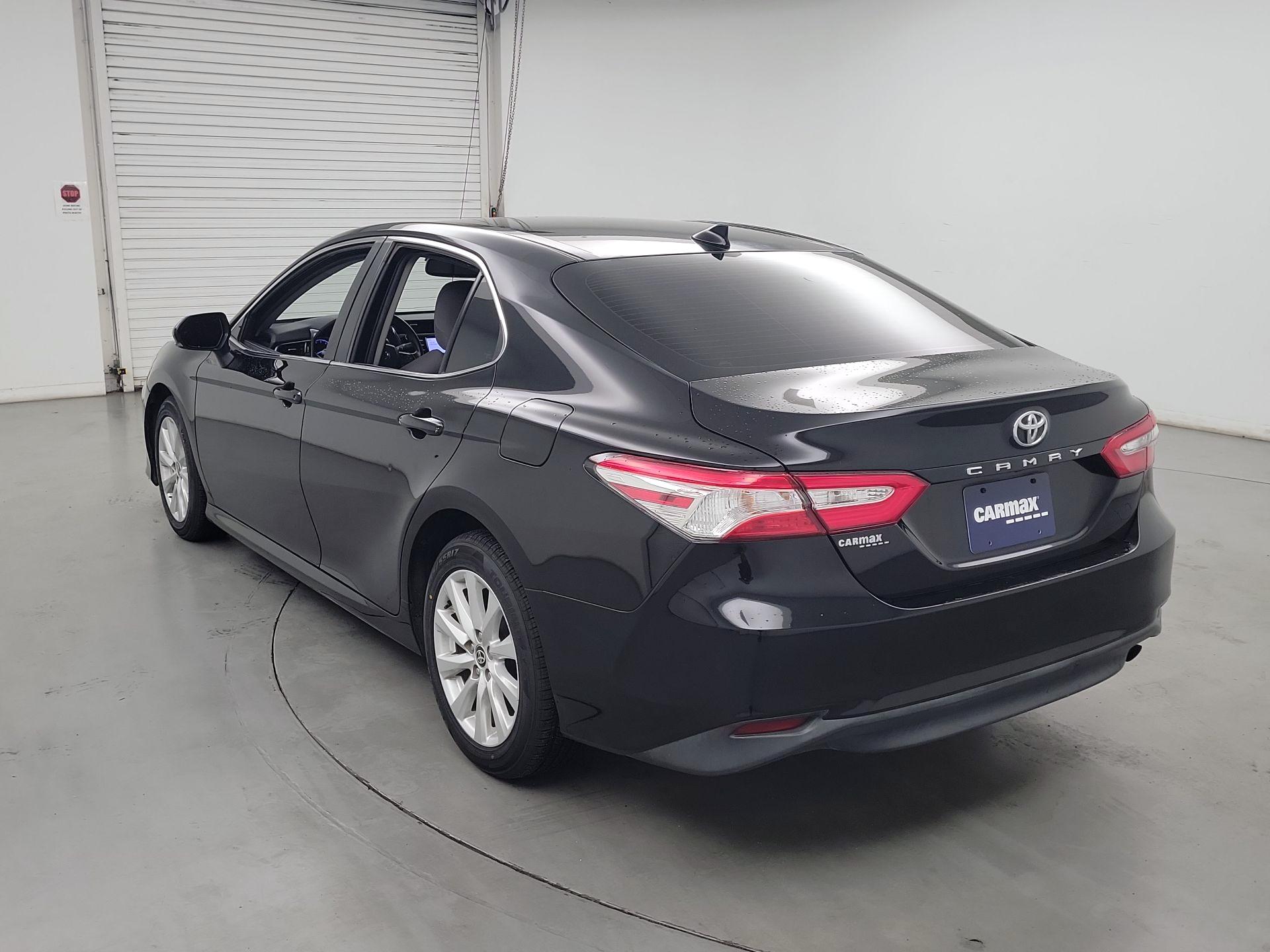 Thumbnail: 2020 Toyota Camry - 7