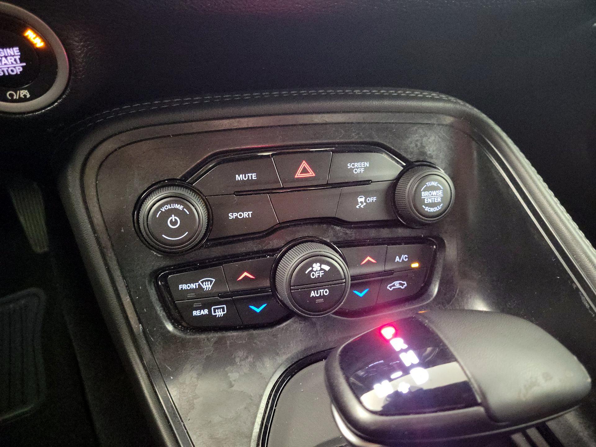 Thumbnail: 2019 Dodge Challenger - 14