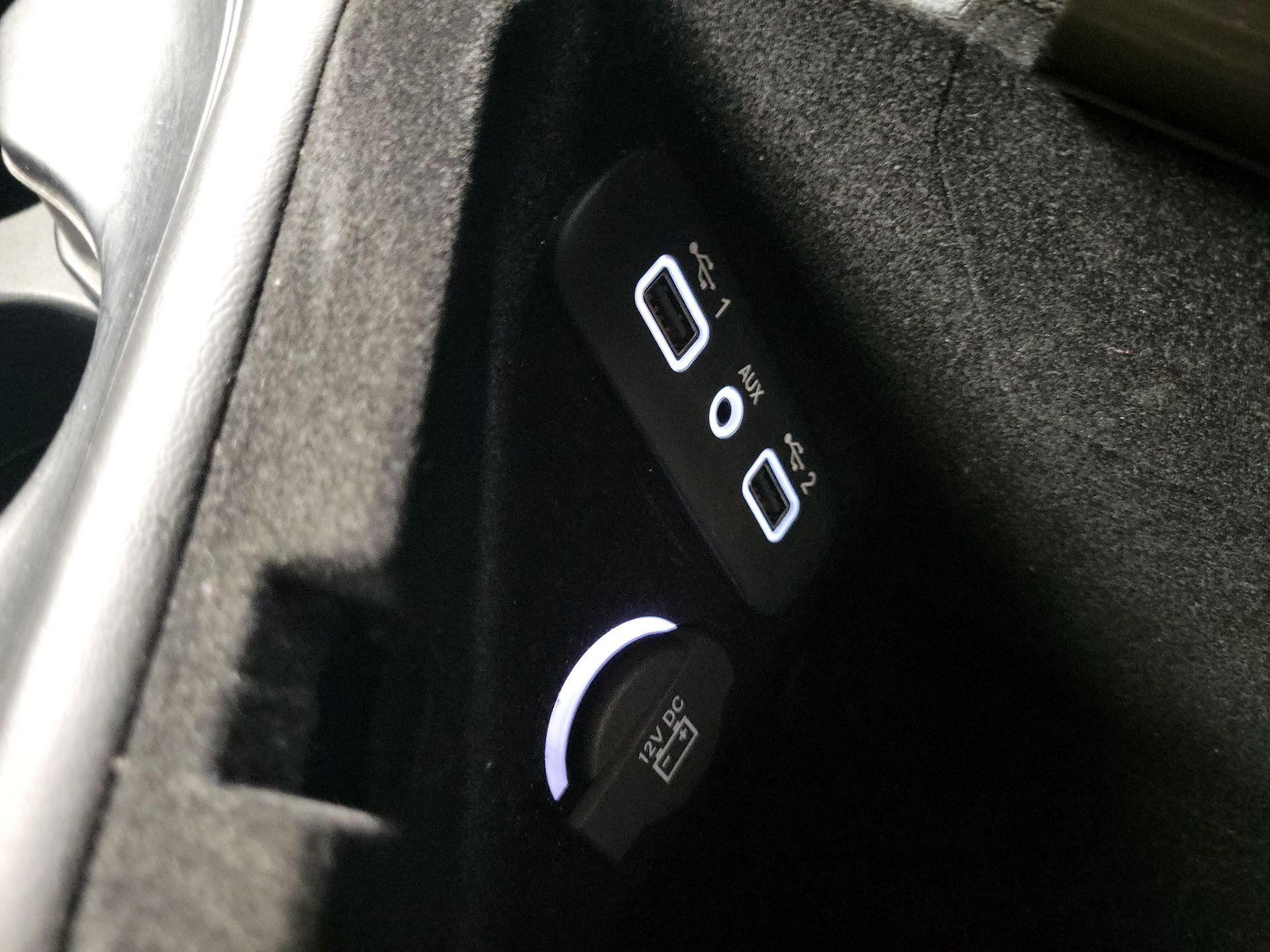 Thumbnail: 2019 Dodge Challenger - 16