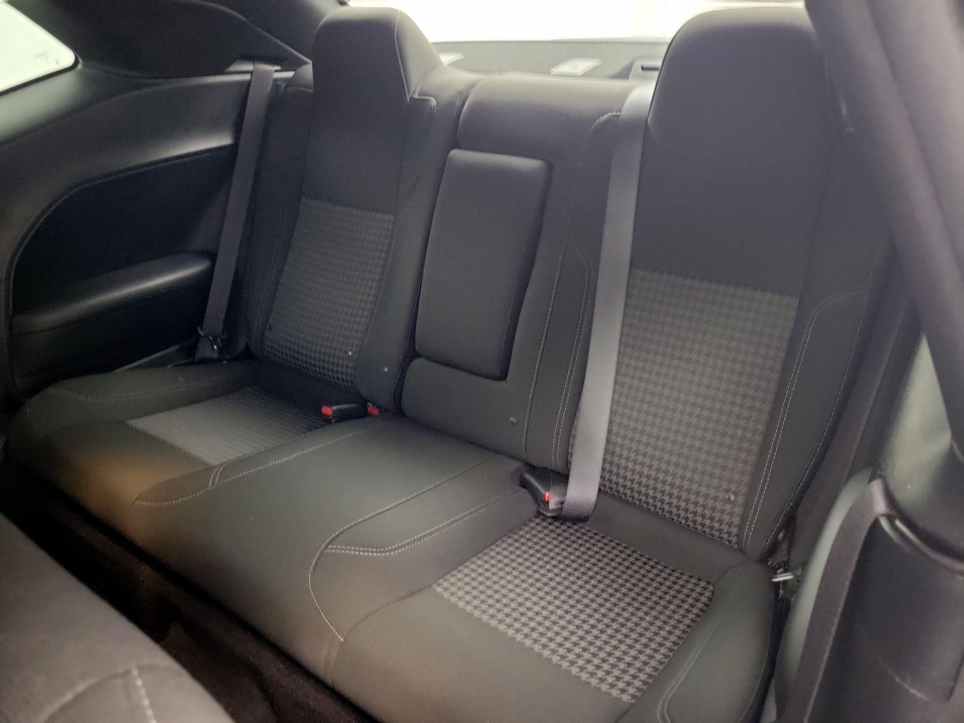 Thumbnail: 2019 Dodge Challenger - 17