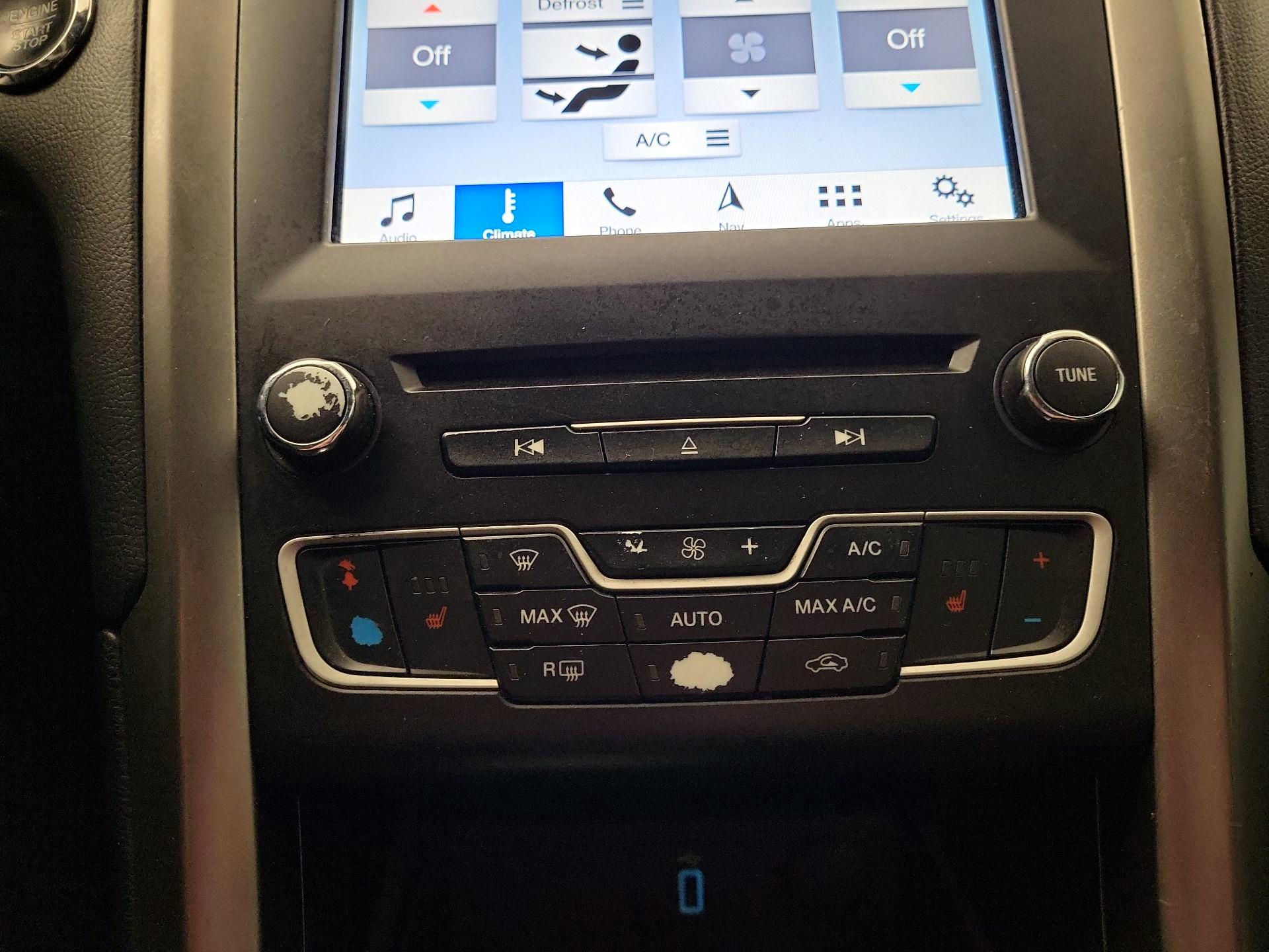 Thumbnail: 2017 Ford Fusion - 15