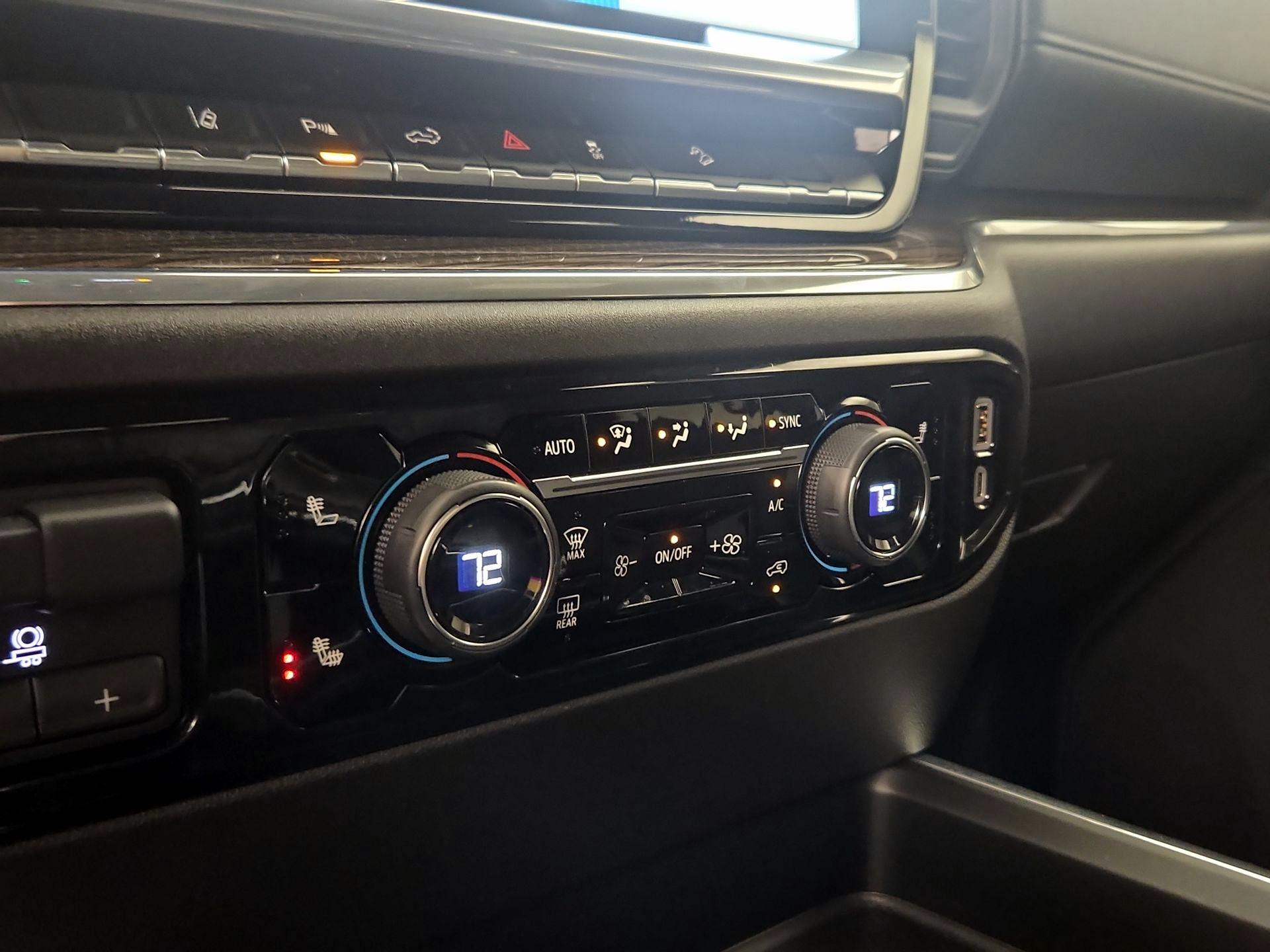 Thumbnail: 2024 Chevrolet Silverado 2500 - 14