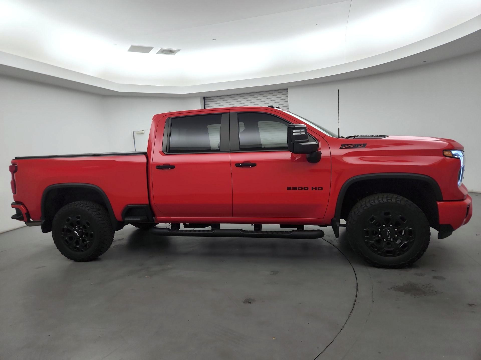 Thumbnail: 2024 Chevrolet Silverado 2500 - 4