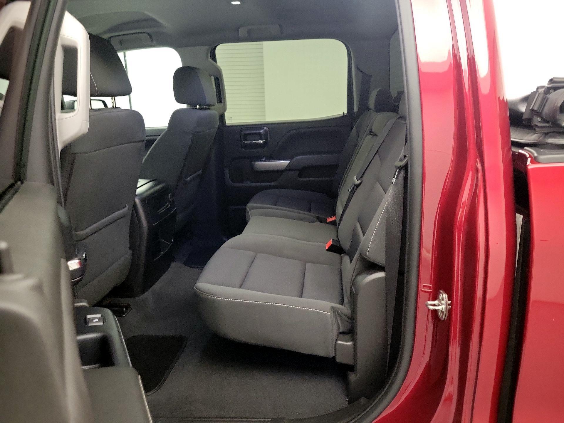 Thumbnail: 2018 Chevrolet Silverado 1500 - 17