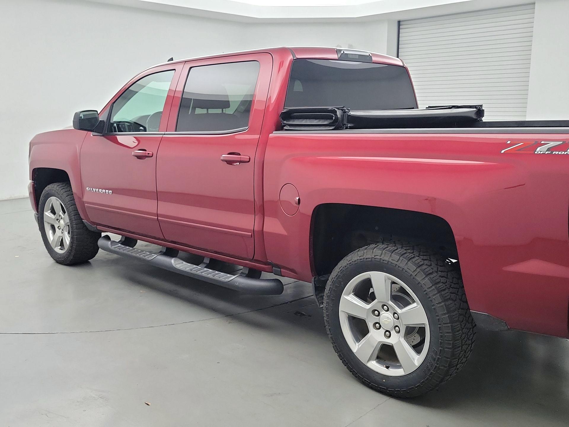 Thumbnail: 2018 Chevrolet Silverado 1500 - 7
