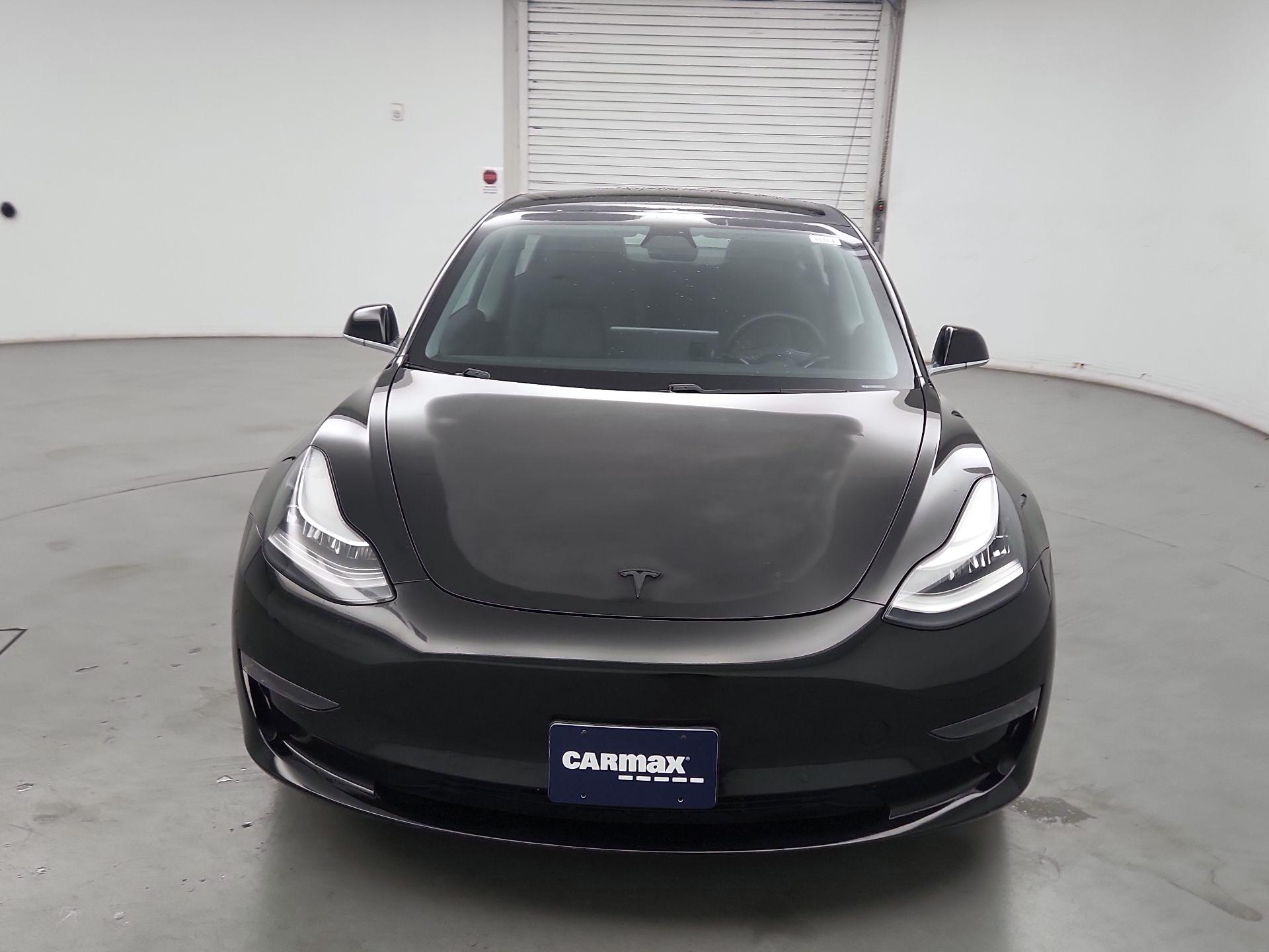 Thumbnail: 2019 Tesla Model 3 - 2