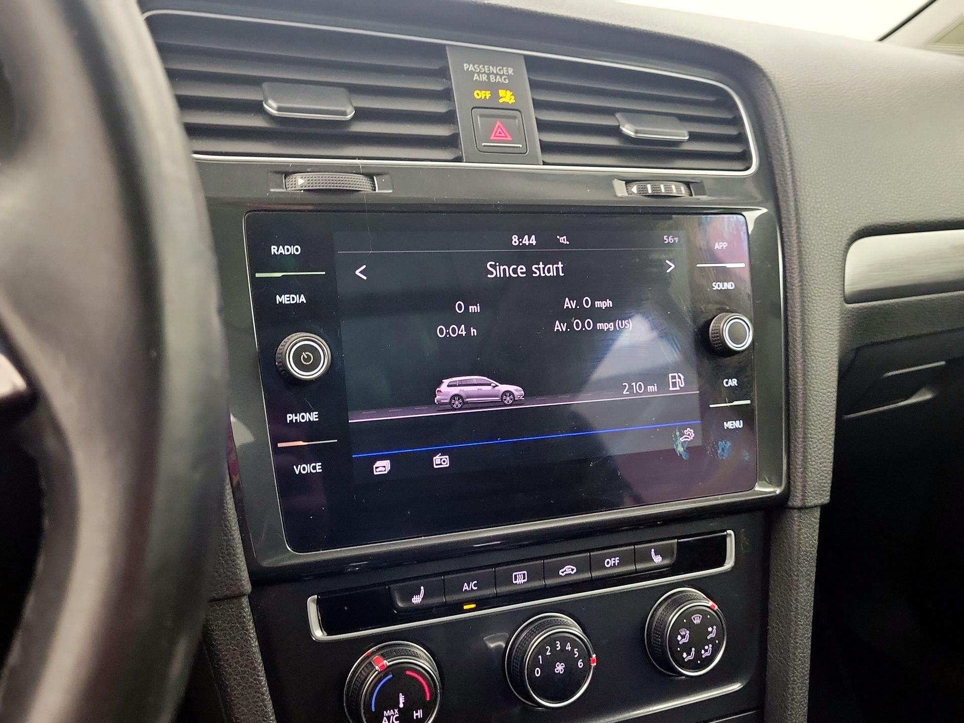 Thumbnail: 2018 Volkswagen Golf - 15