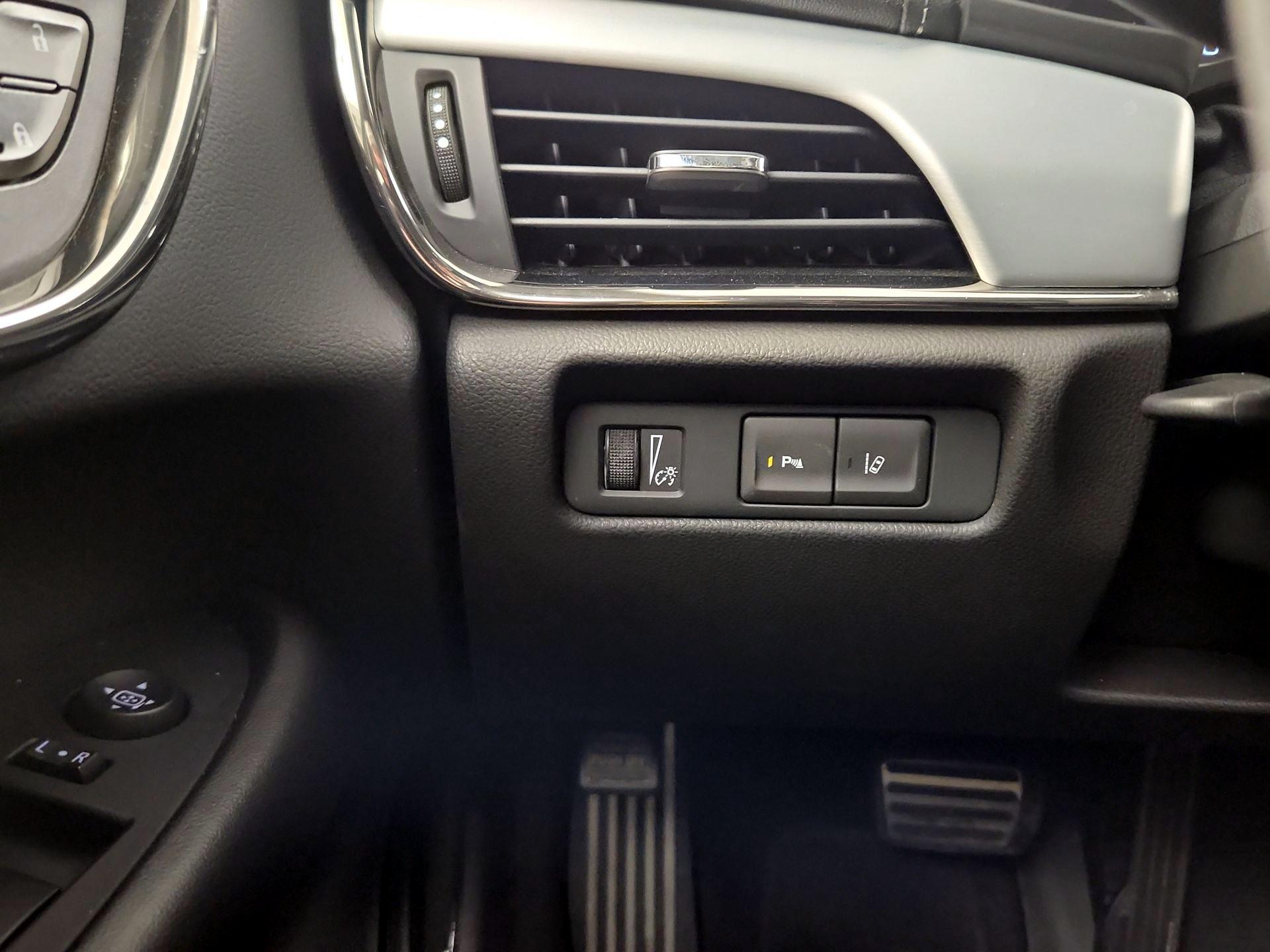 Thumbnail: 2014 Cadillac ATS - 11