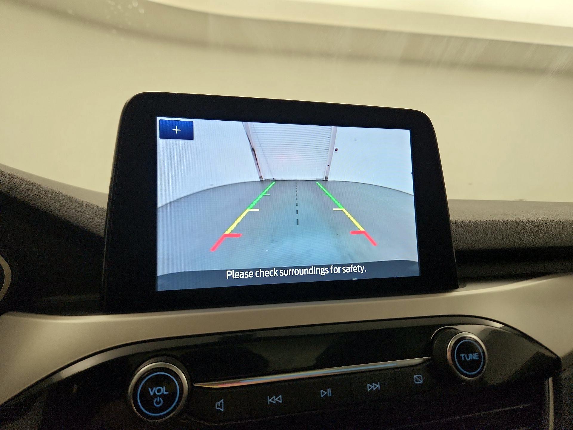 Thumbnail: 2021 Ford Escape - 12