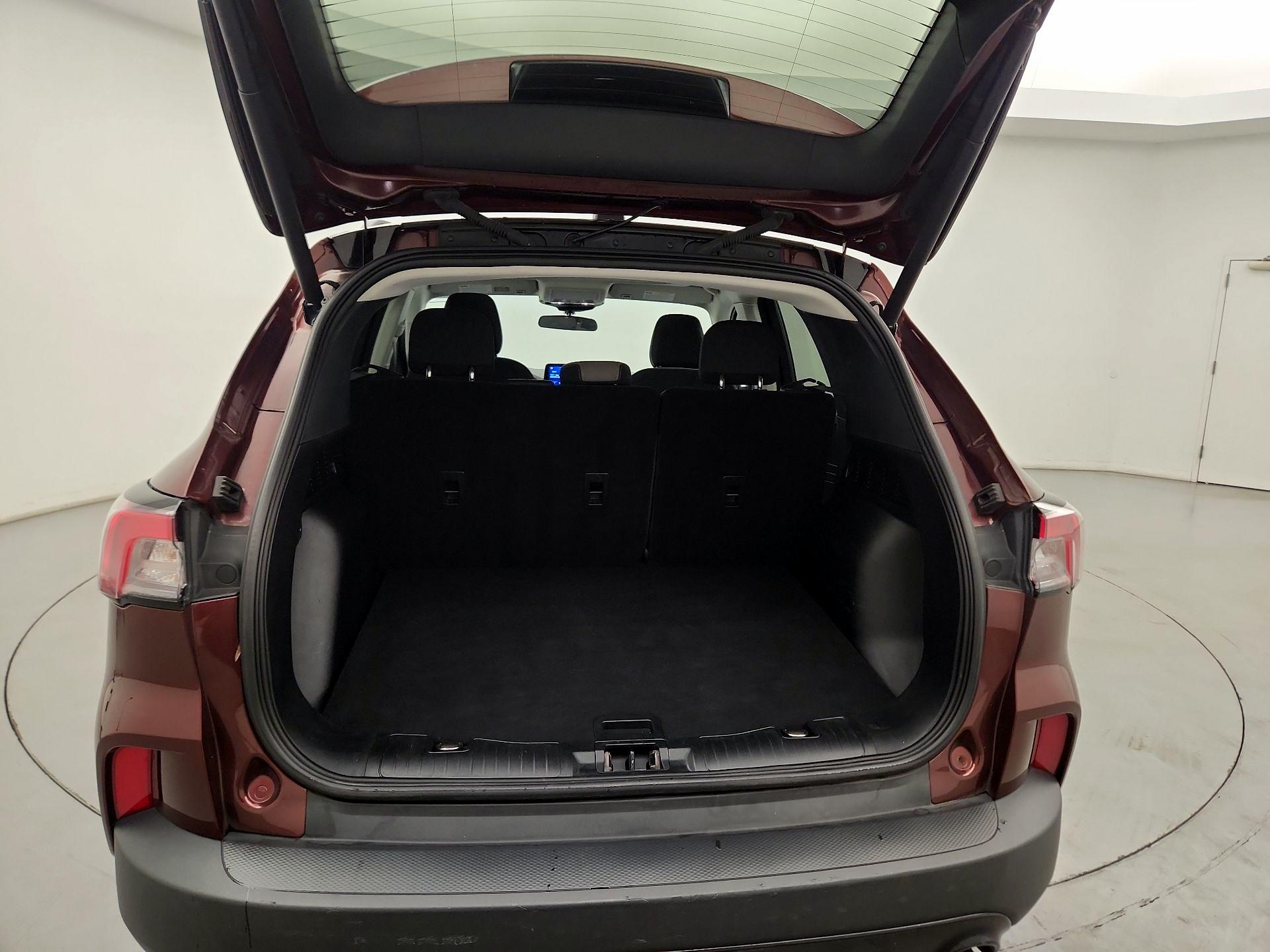 Thumbnail: 2021 Ford Escape - 19