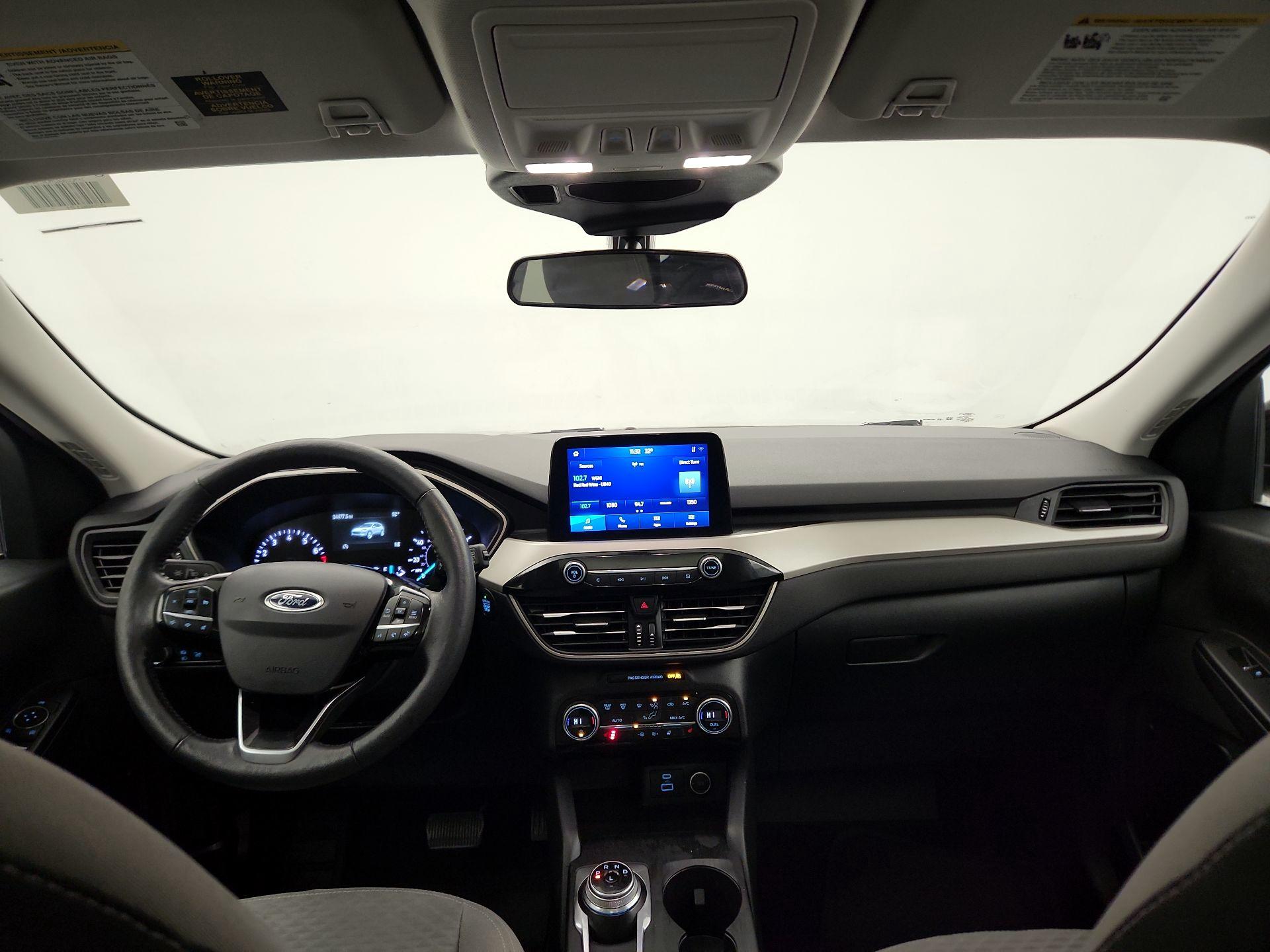 Thumbnail: 2021 Ford Escape - 8