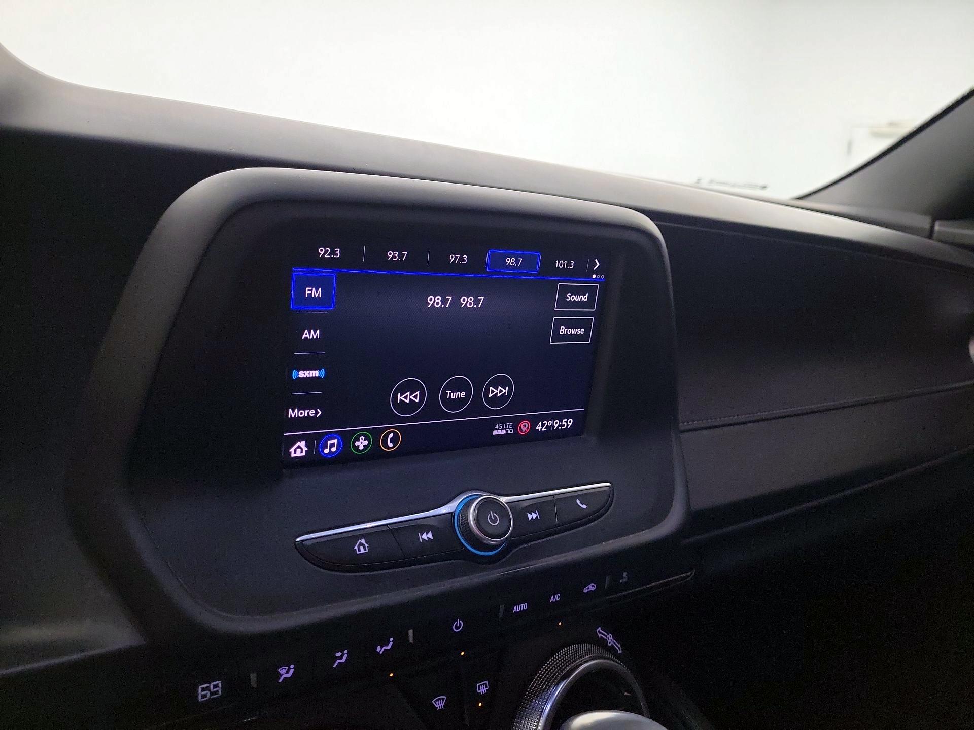 Thumbnail: 2020 Chevrolet Camaro - 12