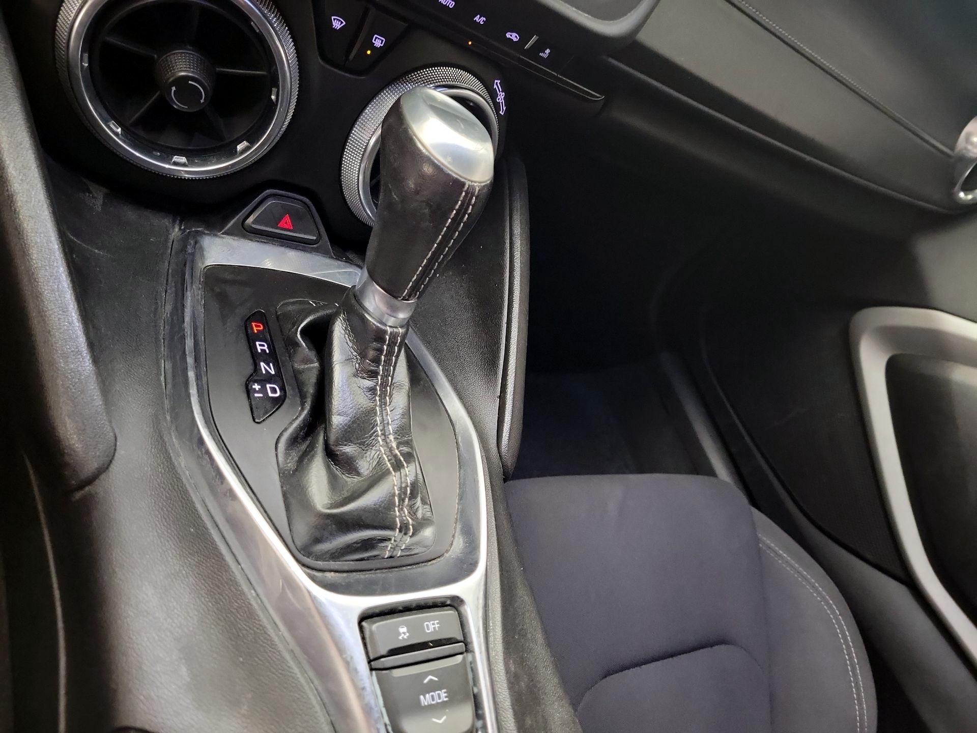 Thumbnail: 2020 Chevrolet Camaro - 14