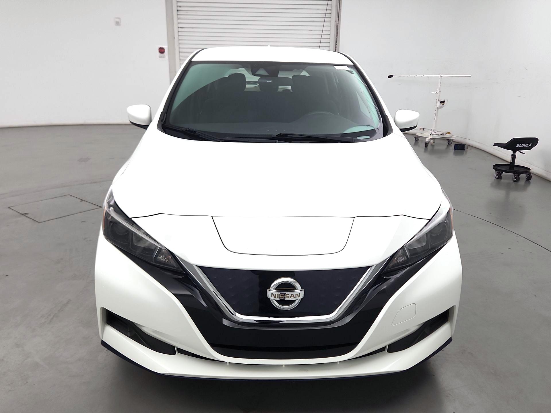 Thumbnail: 2020 Nissan Leaf - 2