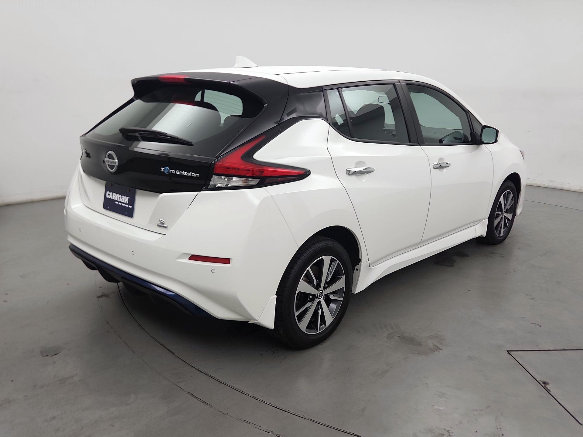 Thumbnail: 2020 Nissan Leaf - 5