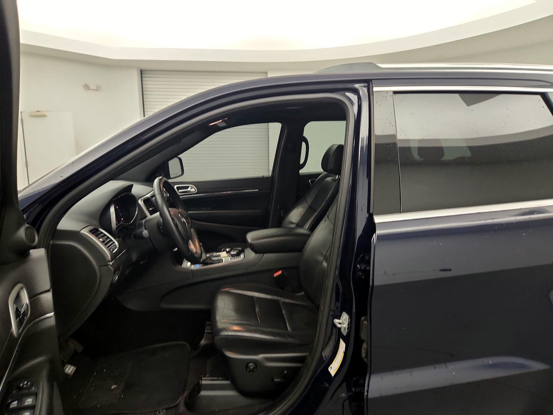 Thumbnail: 2018 Jeep Grand Cherokee - 9