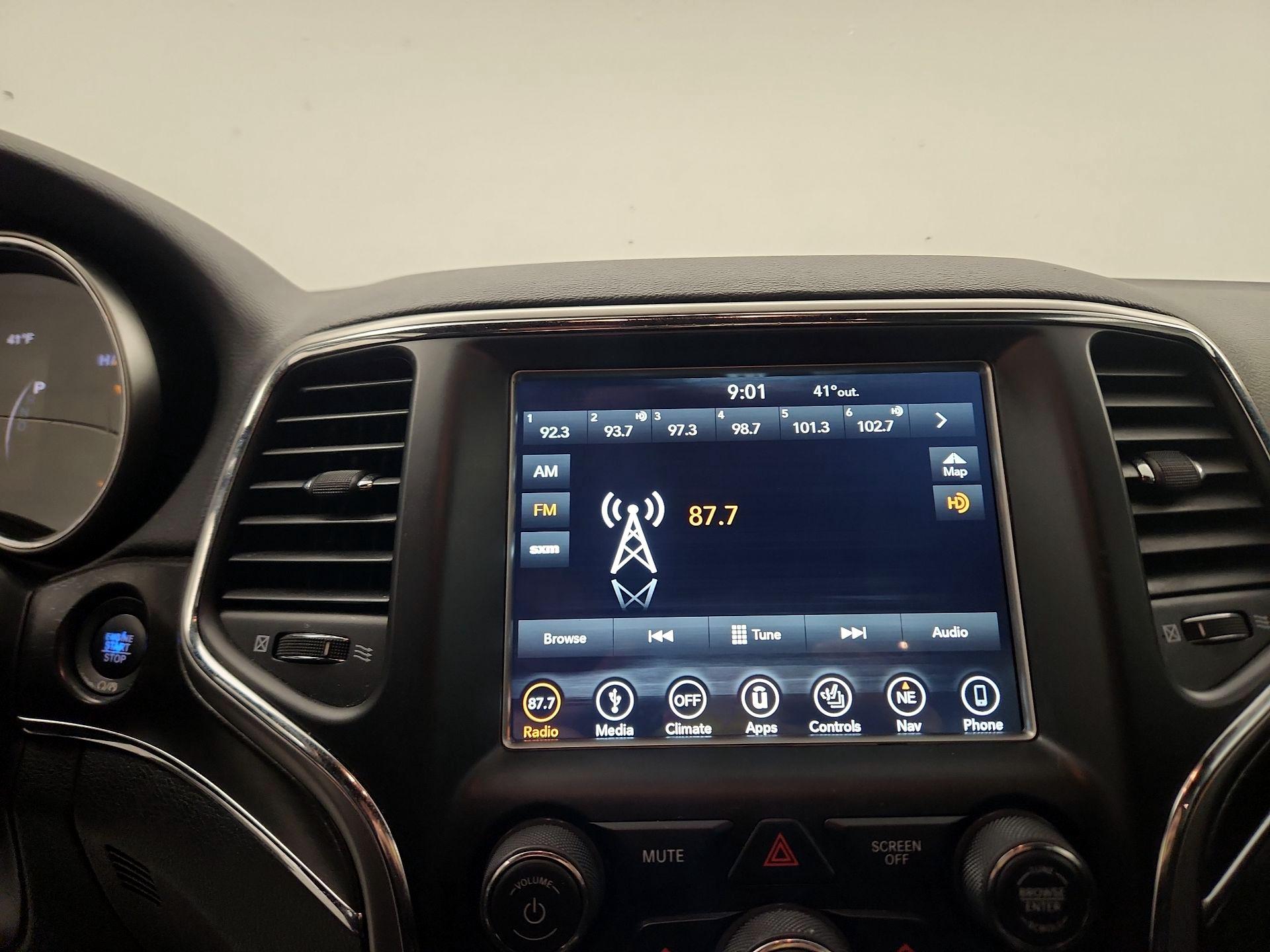 Thumbnail: 2018 Jeep Grand Cherokee - 13