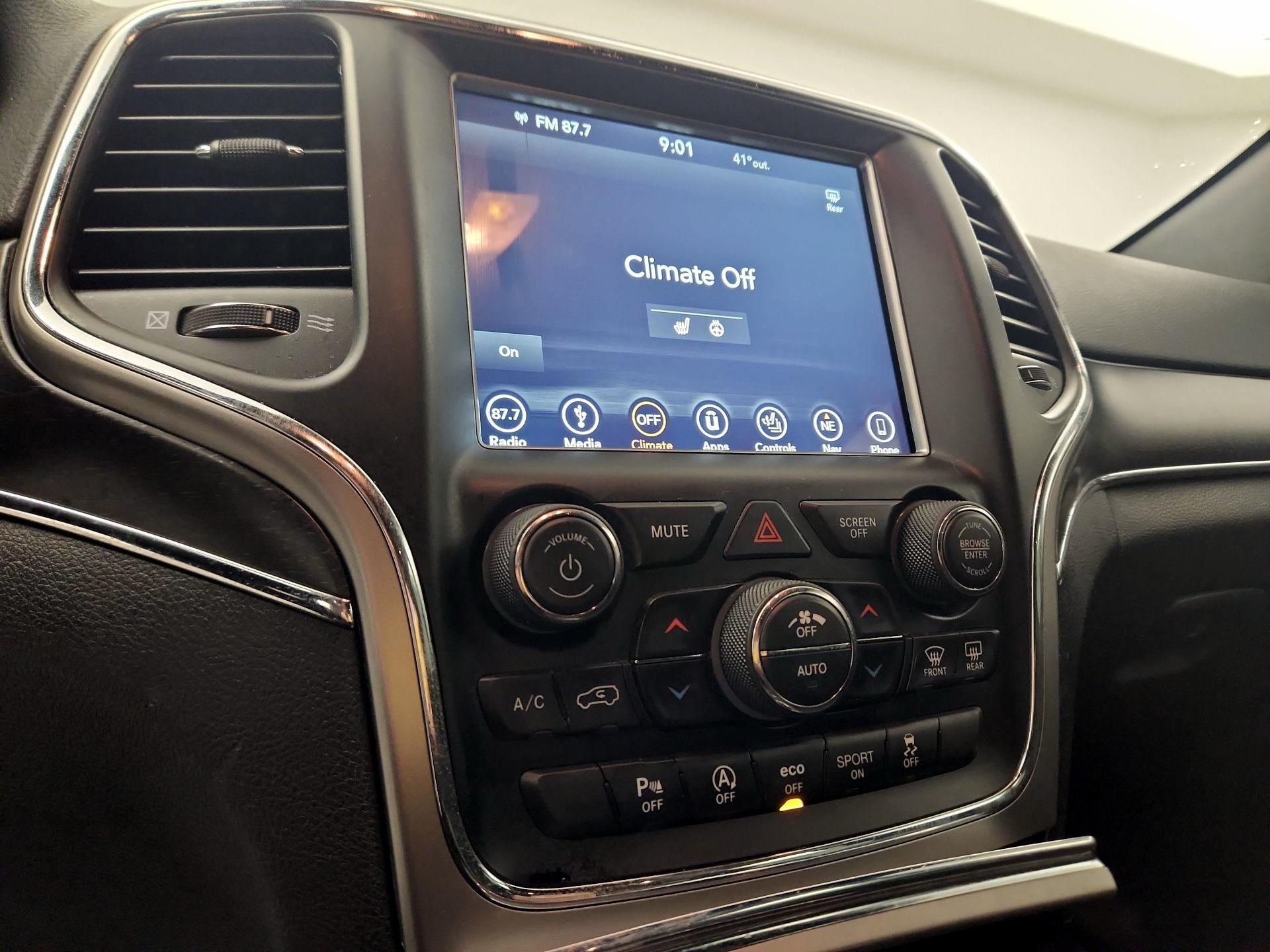 Thumbnail: 2018 Jeep Grand Cherokee - 14