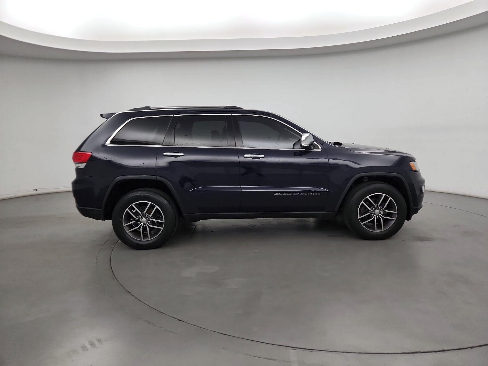 Thumbnail: 2018 Jeep Grand Cherokee - 4