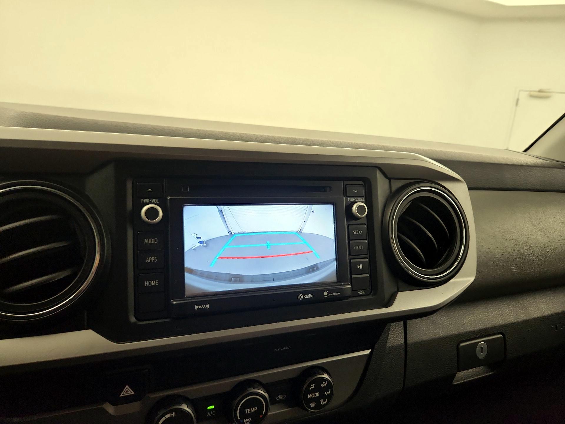 Thumbnail: 2019 Toyota Tacoma - 12