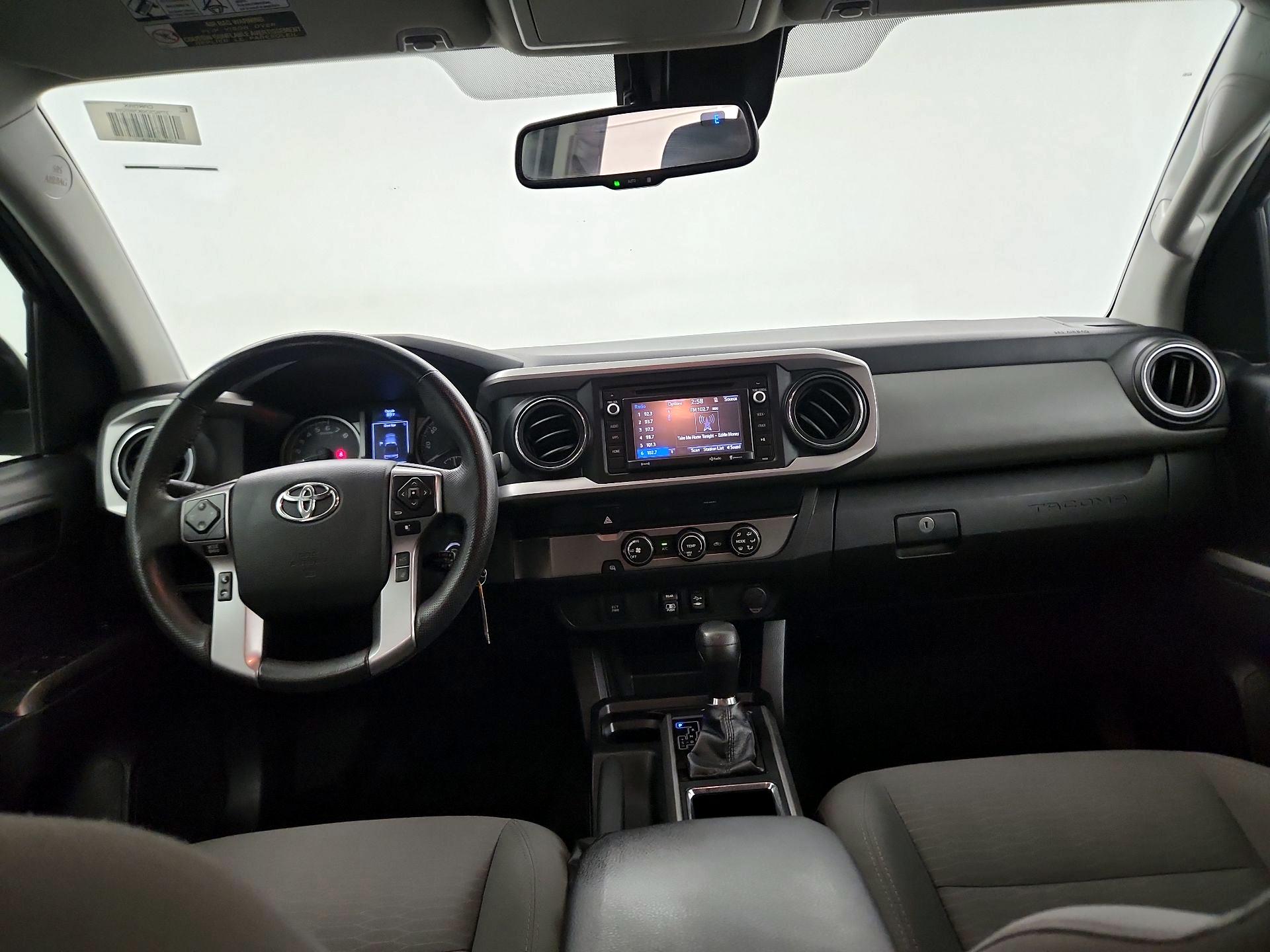 Thumbnail: 2019 Toyota Tacoma - 8