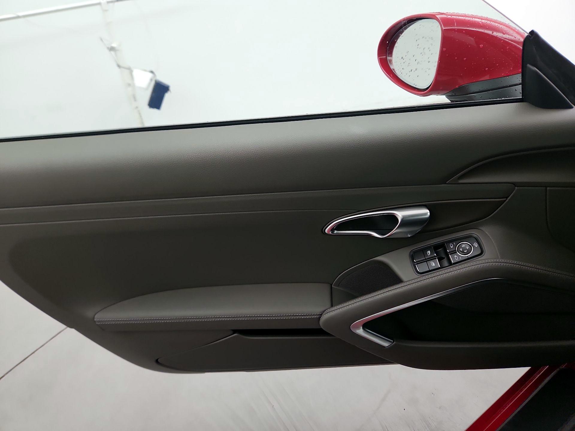 Thumbnail: 2024 Porsche 718 Cayman - 10