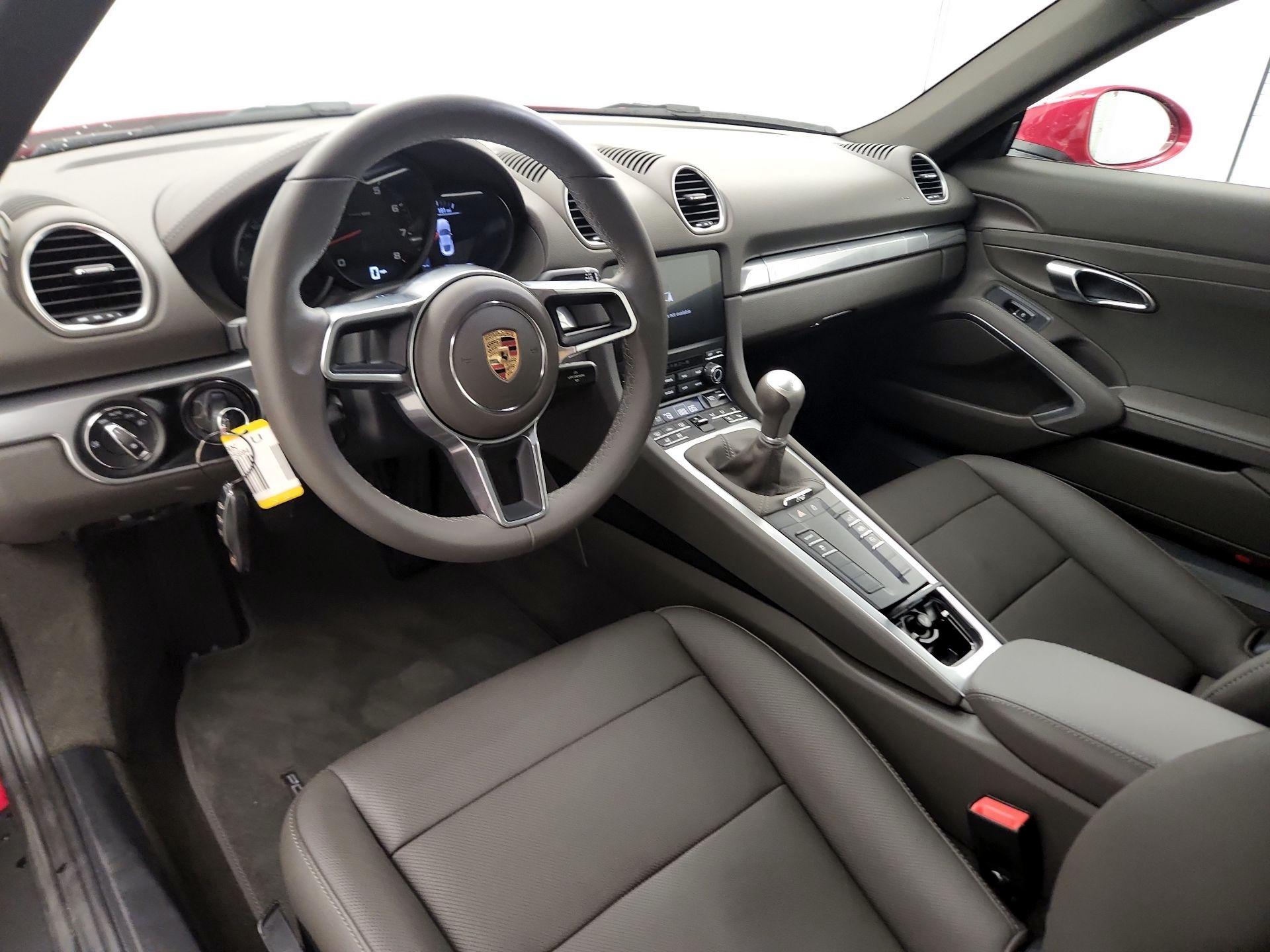 Thumbnail: 2024 Porsche 718 Cayman - 8