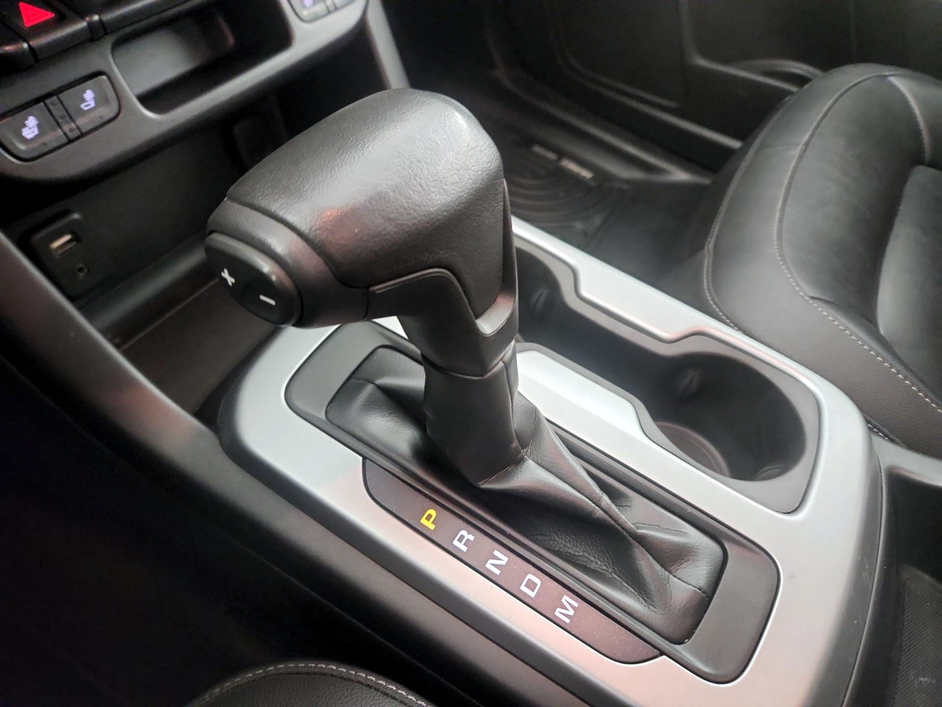 Thumbnail: 2015 Chevrolet Colorado - 15