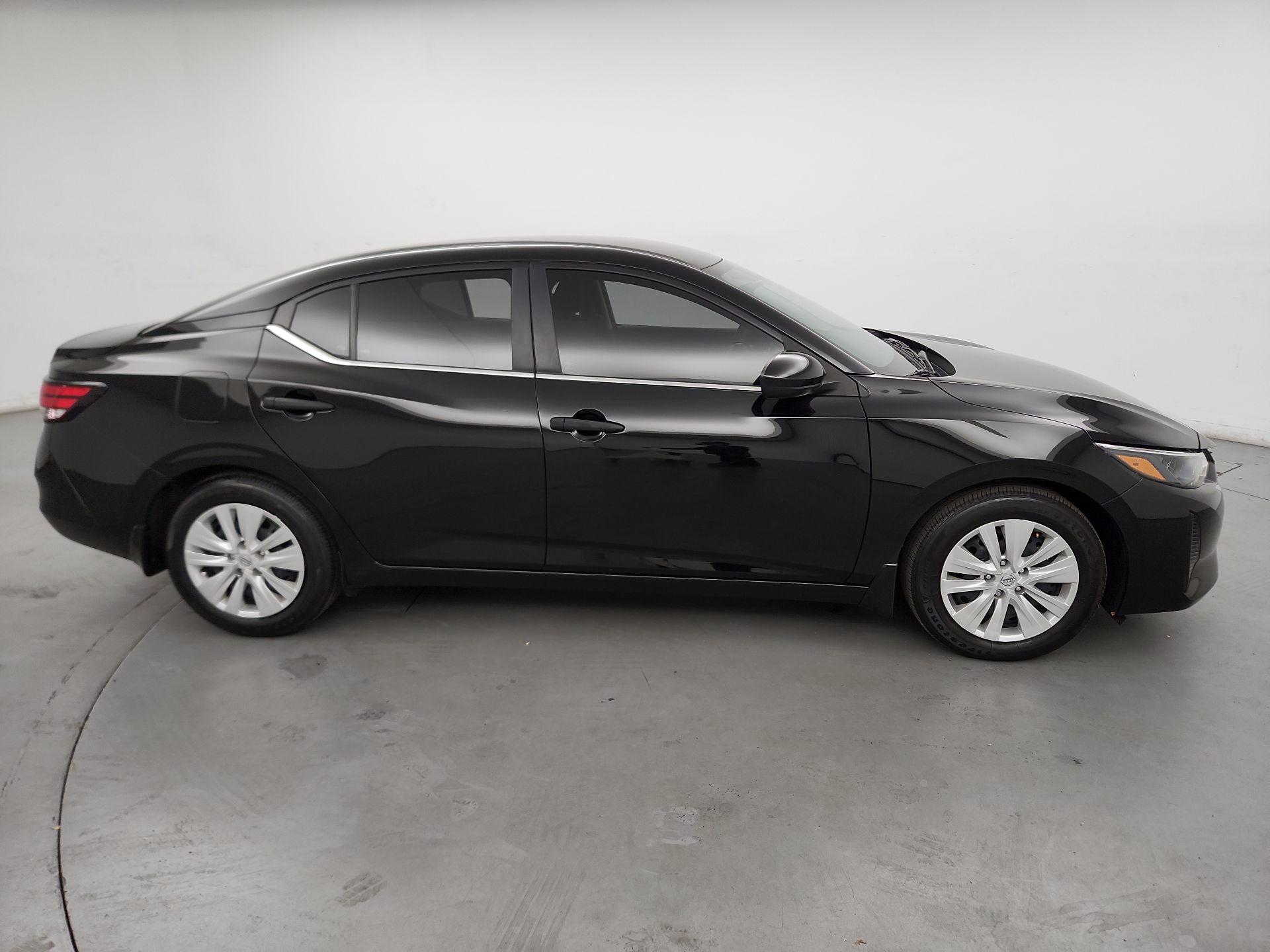 Thumbnail: 2024 Nissan Sentra - 4