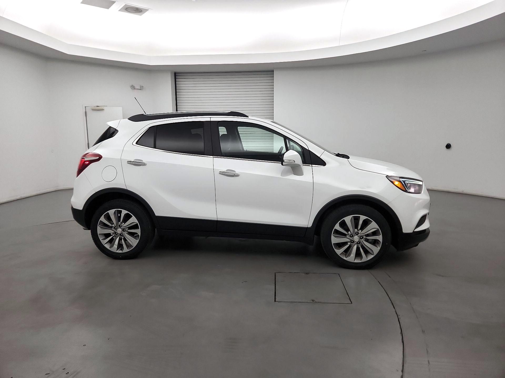 Thumbnail: 2019 Buick Encore - 4