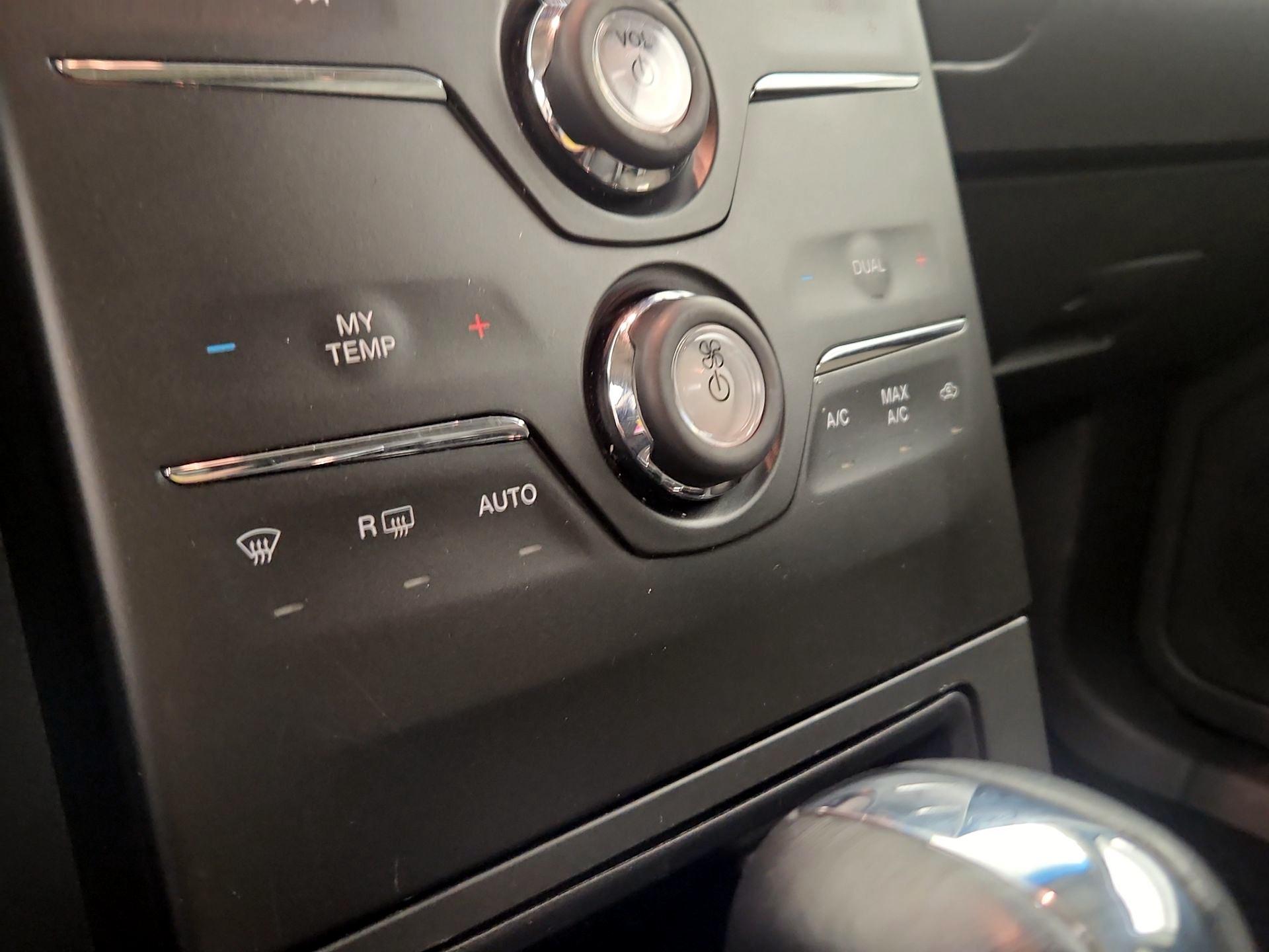 Thumbnail: 2019 Ford Flex - 15