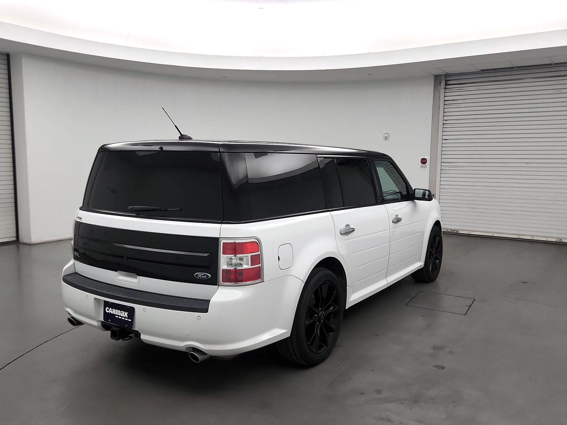 Thumbnail: 2019 Ford Flex - 5