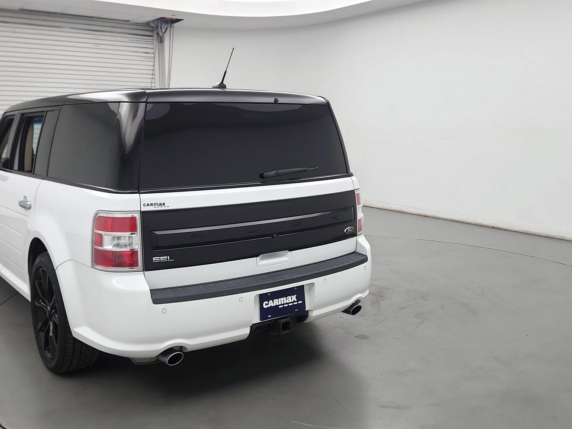 Thumbnail: 2019 Ford Flex - 6