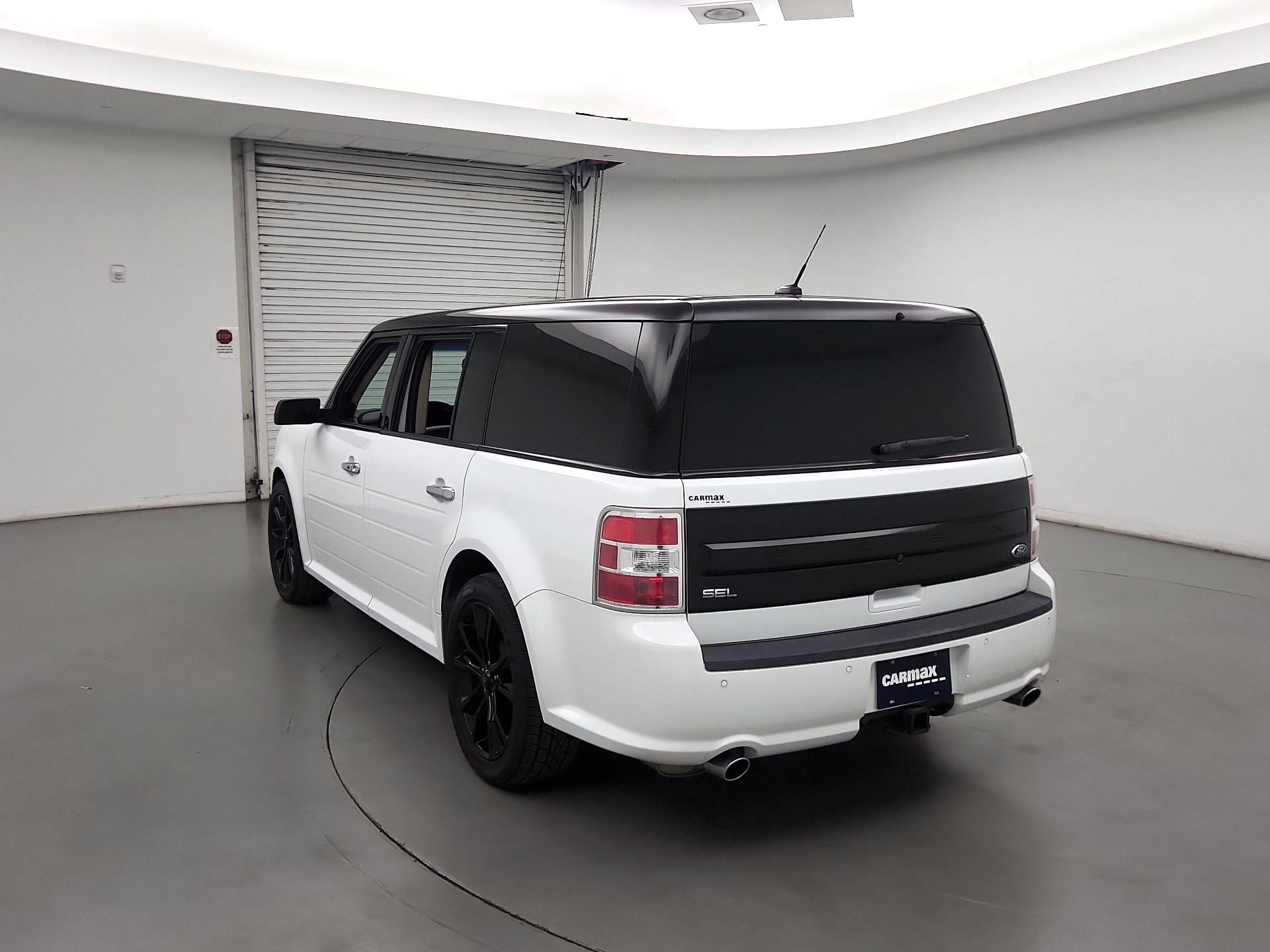 Thumbnail: 2019 Ford Flex - 7