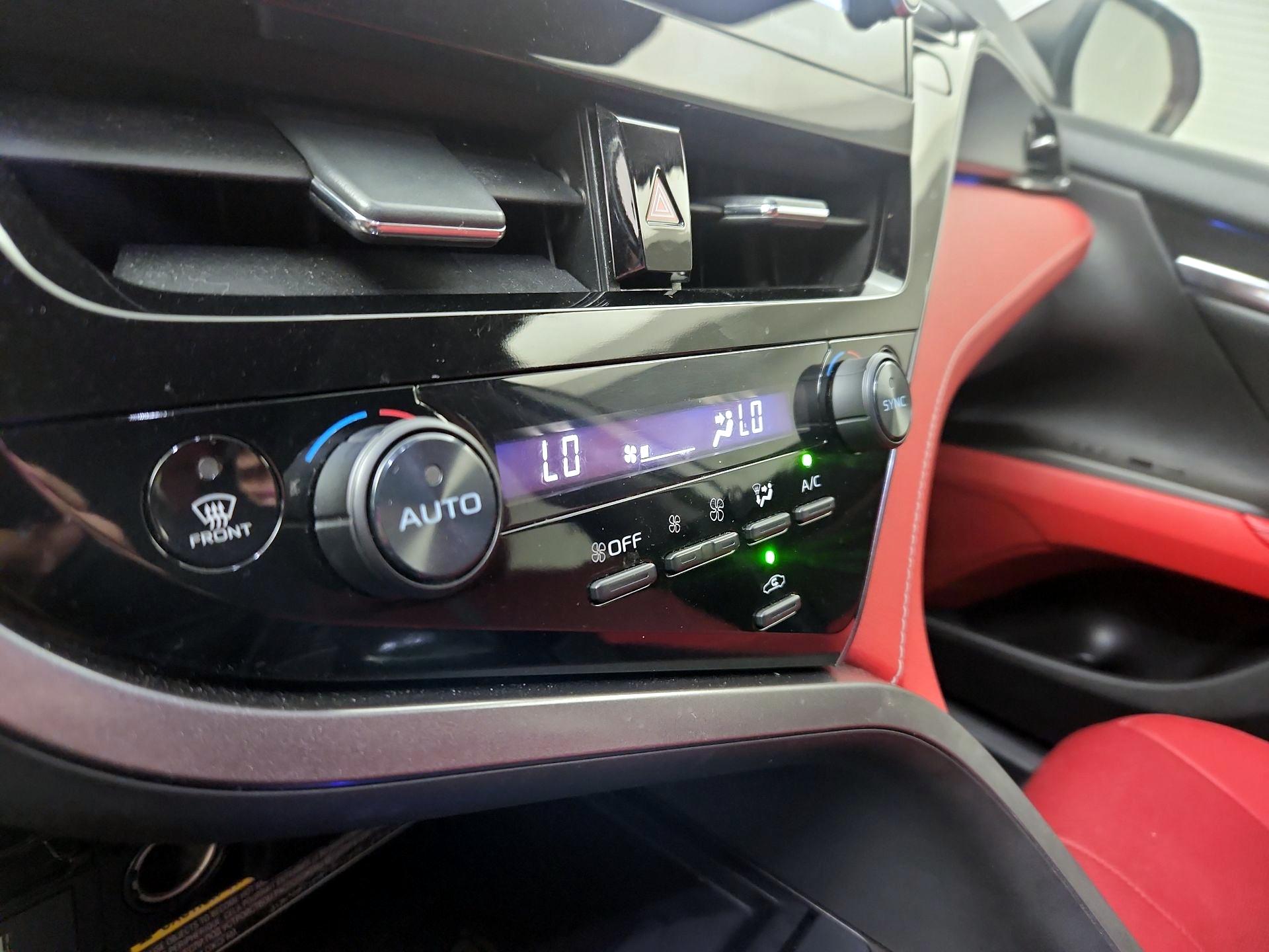 Thumbnail: 2021 Toyota Camry - 15