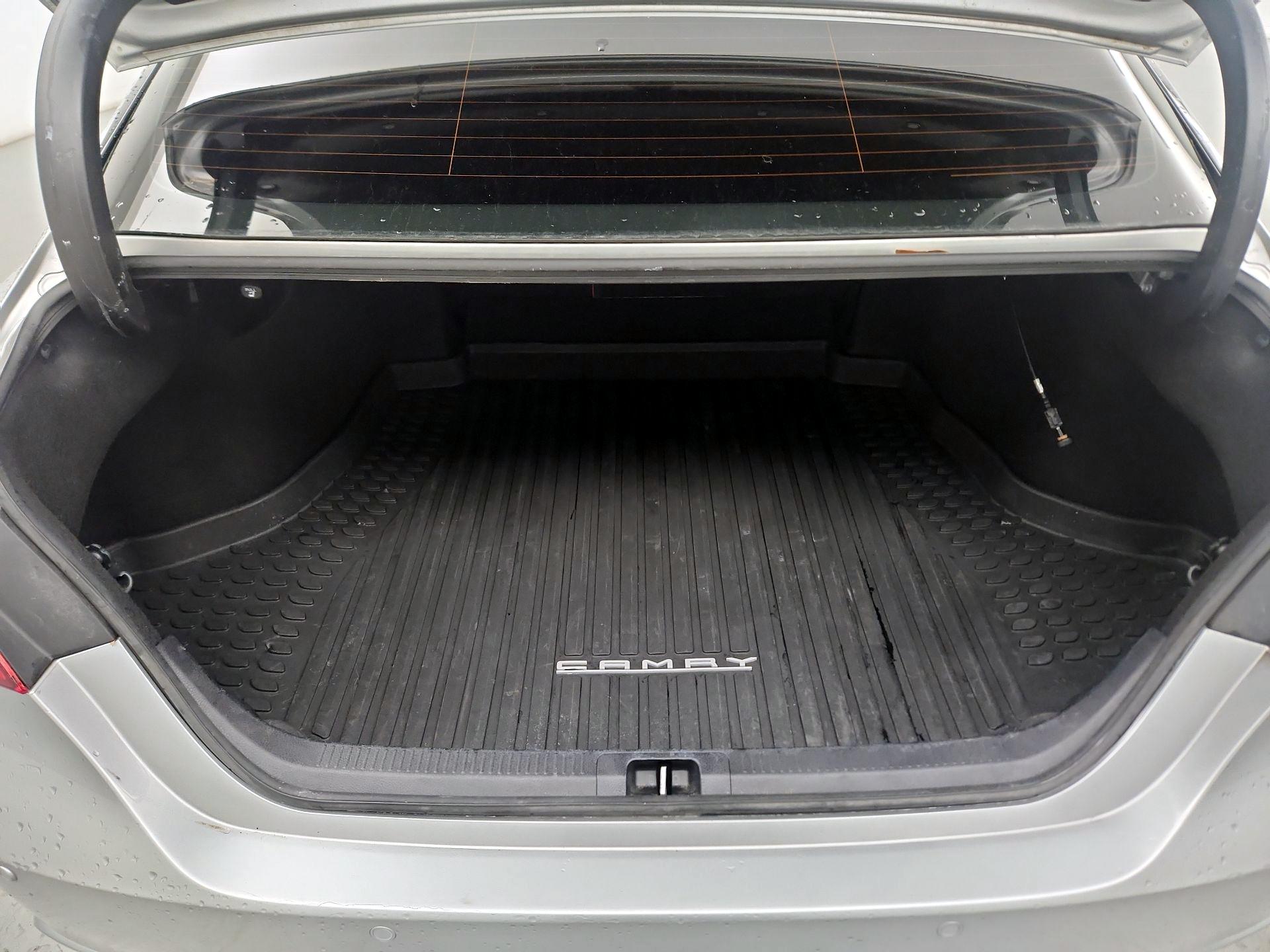 Thumbnail: 2021 Toyota Camry - 20