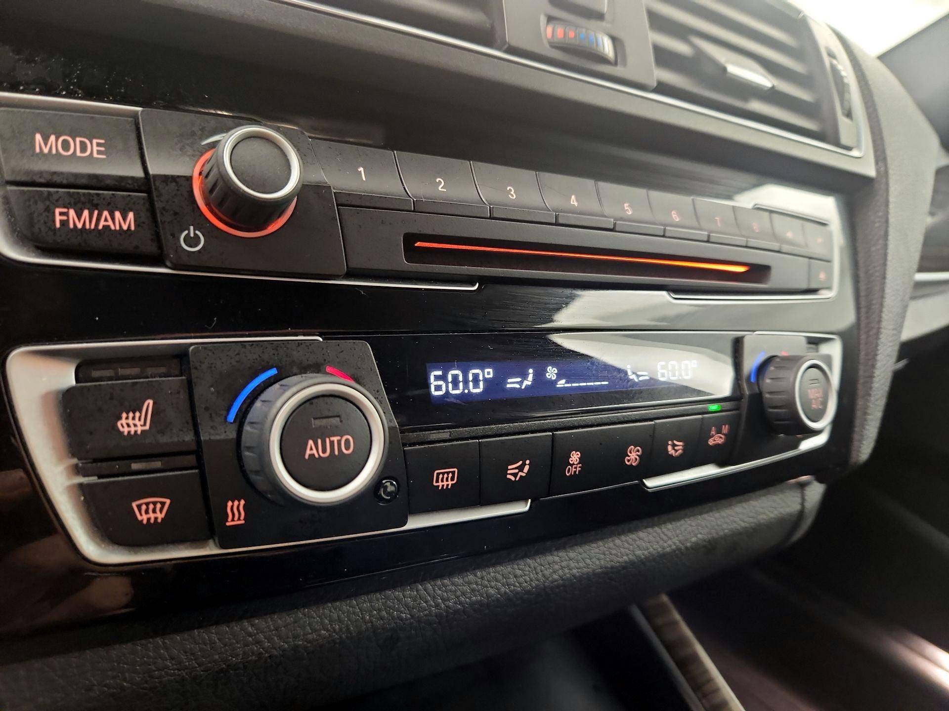 Thumbnail: 2016 BMW 2 Series - 15