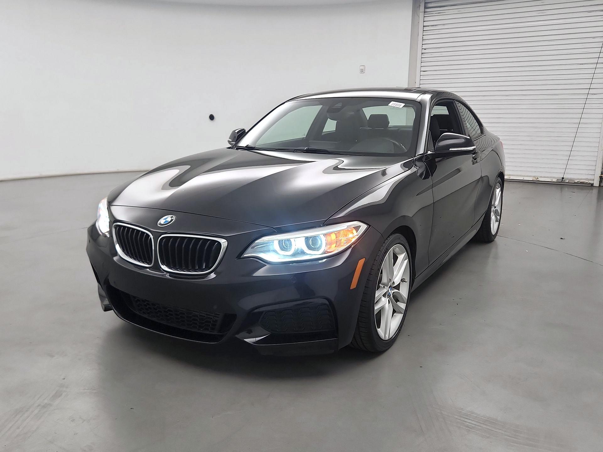 Thumbnail: 2016 BMW 2 Series - 3