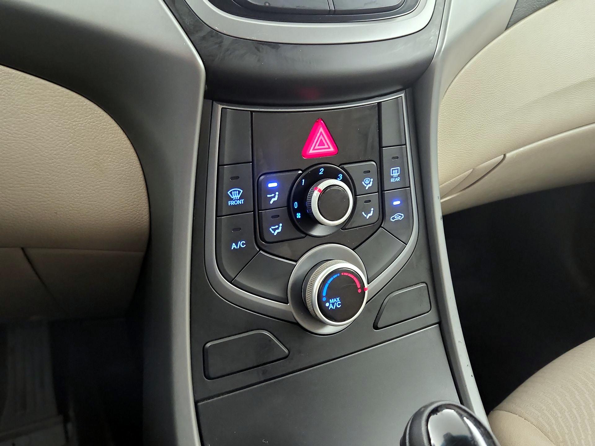 Thumbnail: 2014 Hyundai Elantra - 13