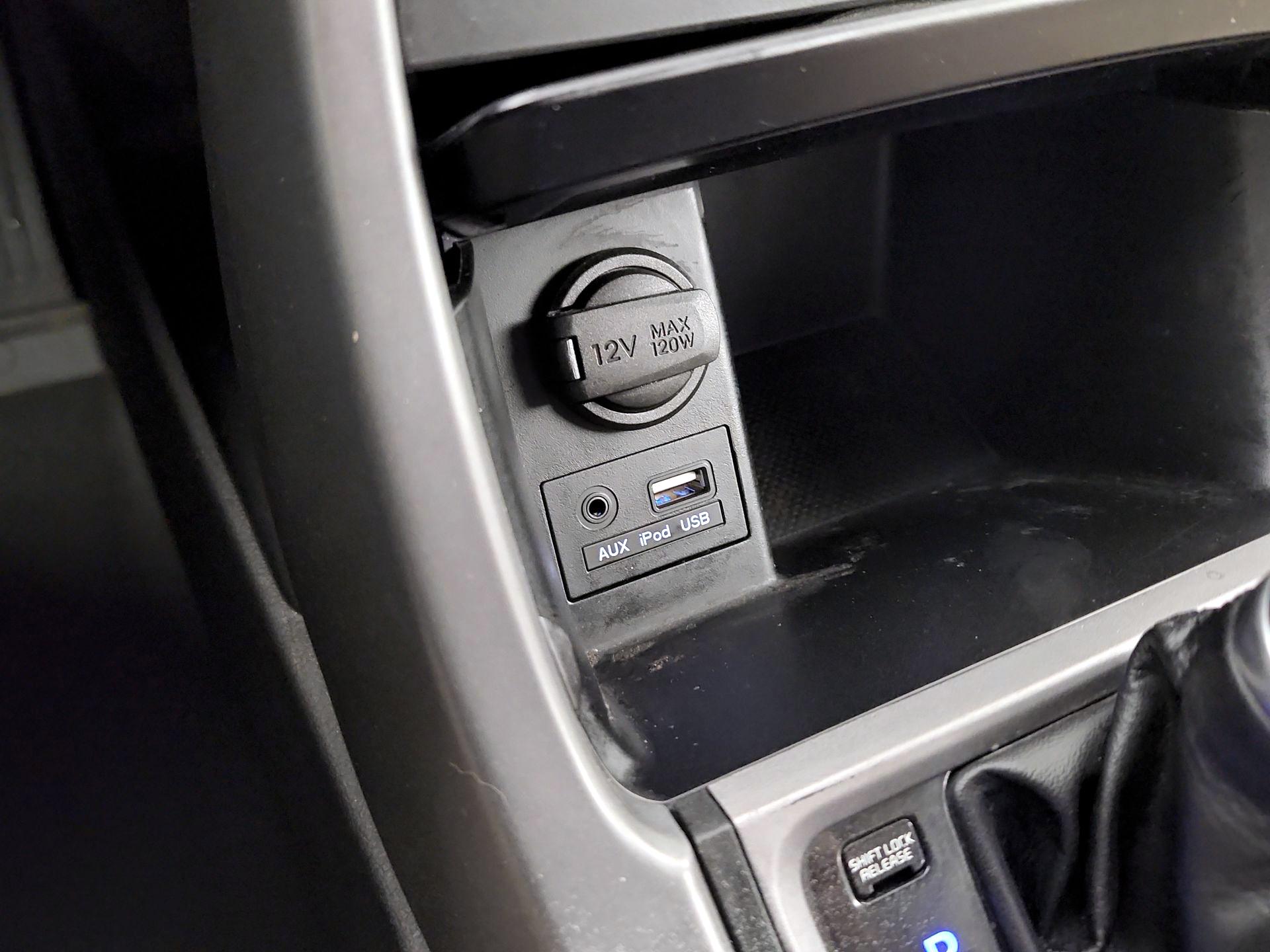 Thumbnail: 2014 Hyundai Elantra - 15