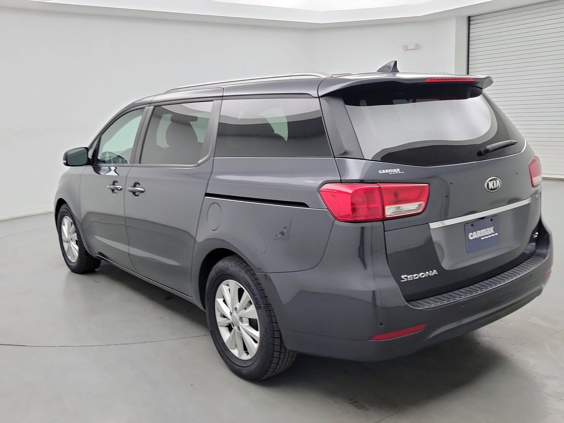 Thumbnail: 2017 Kia Sedona - 7