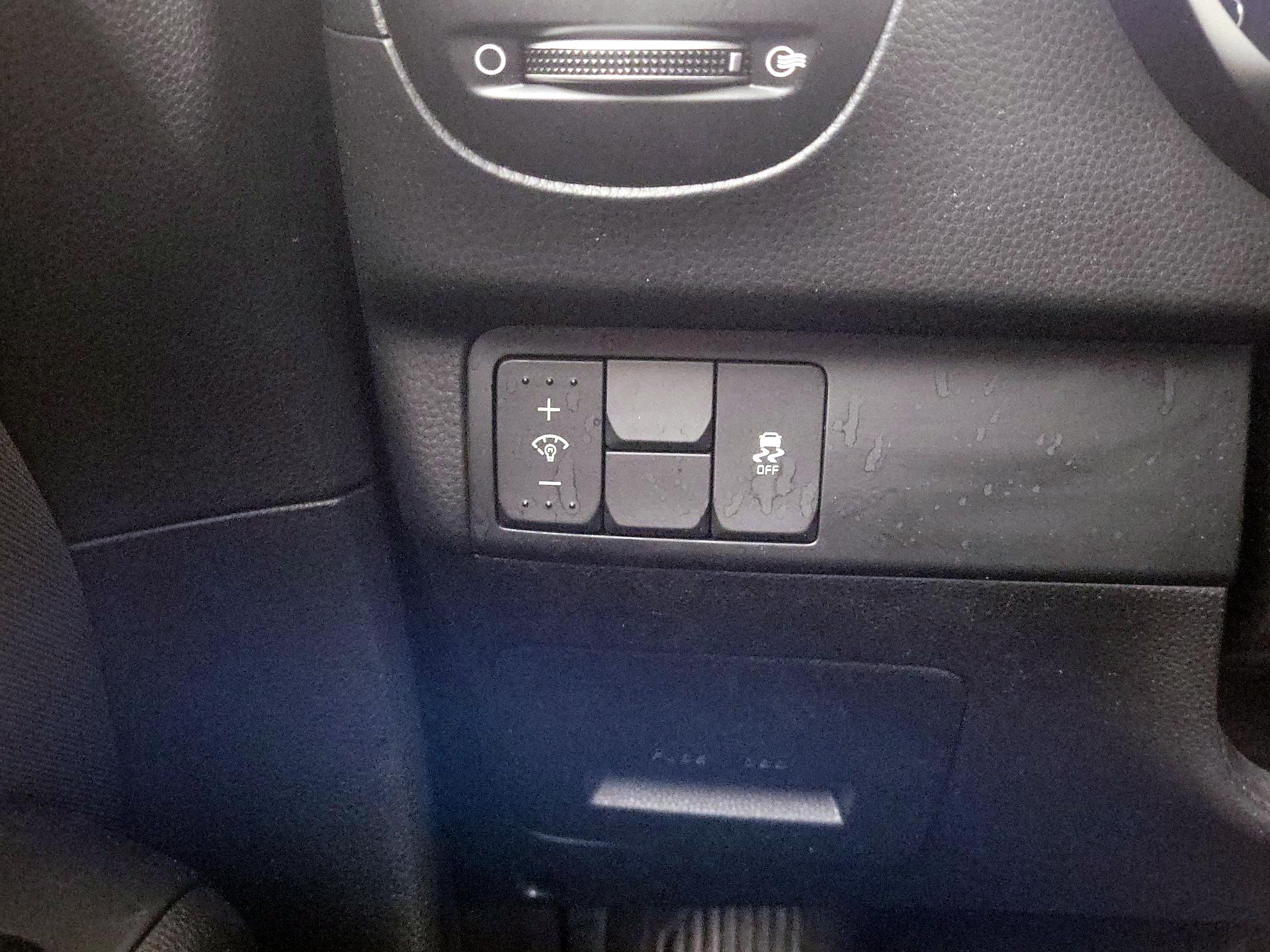 Thumbnail: 2016 Kia Soul - 12