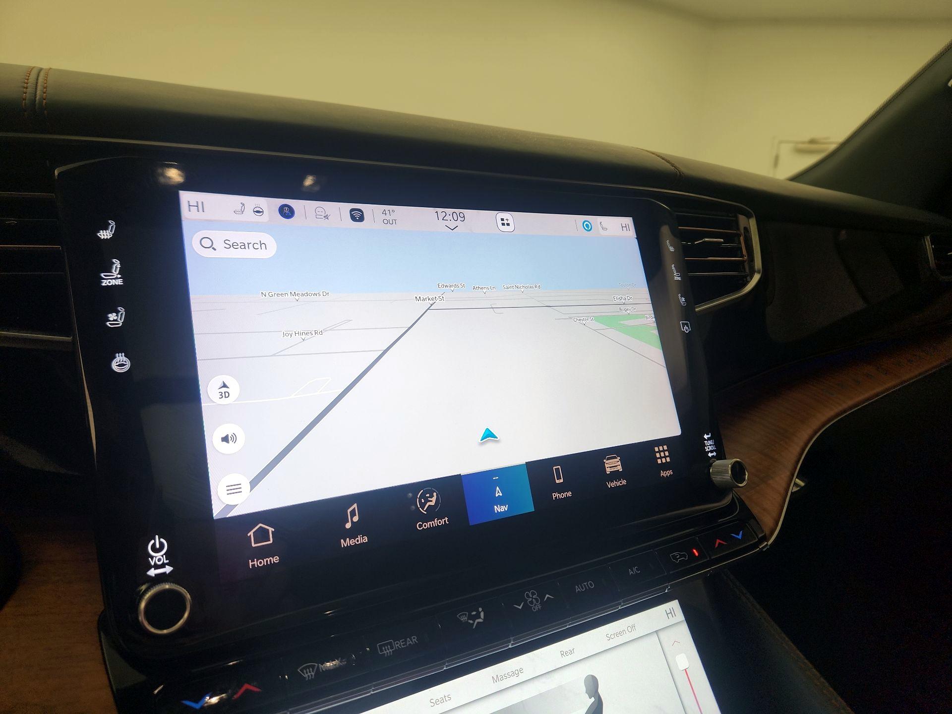 Thumbnail: 2022 Jeep Grand Wagoneer - 12