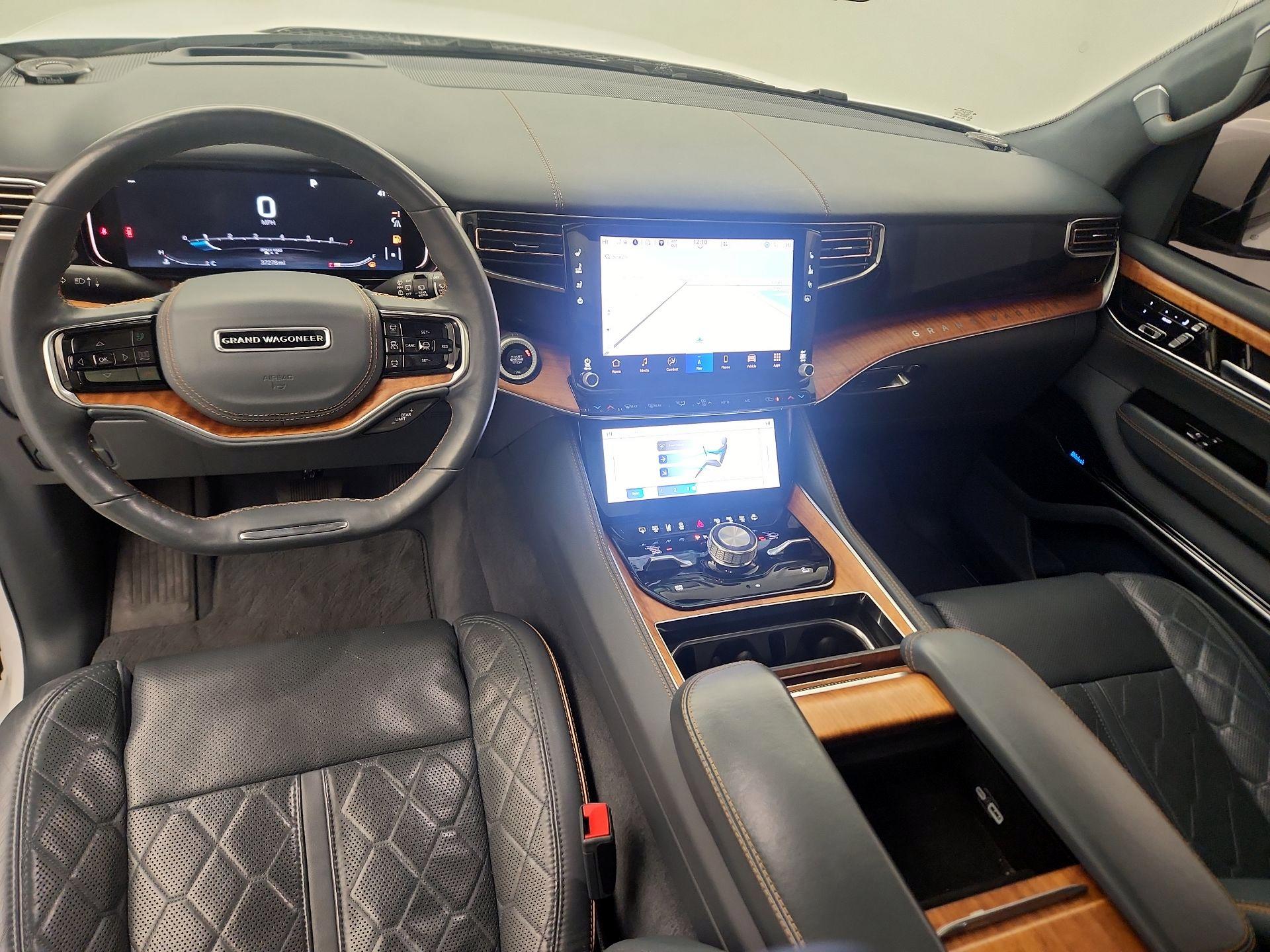 Thumbnail: 2022 Jeep Grand Wagoneer - 8