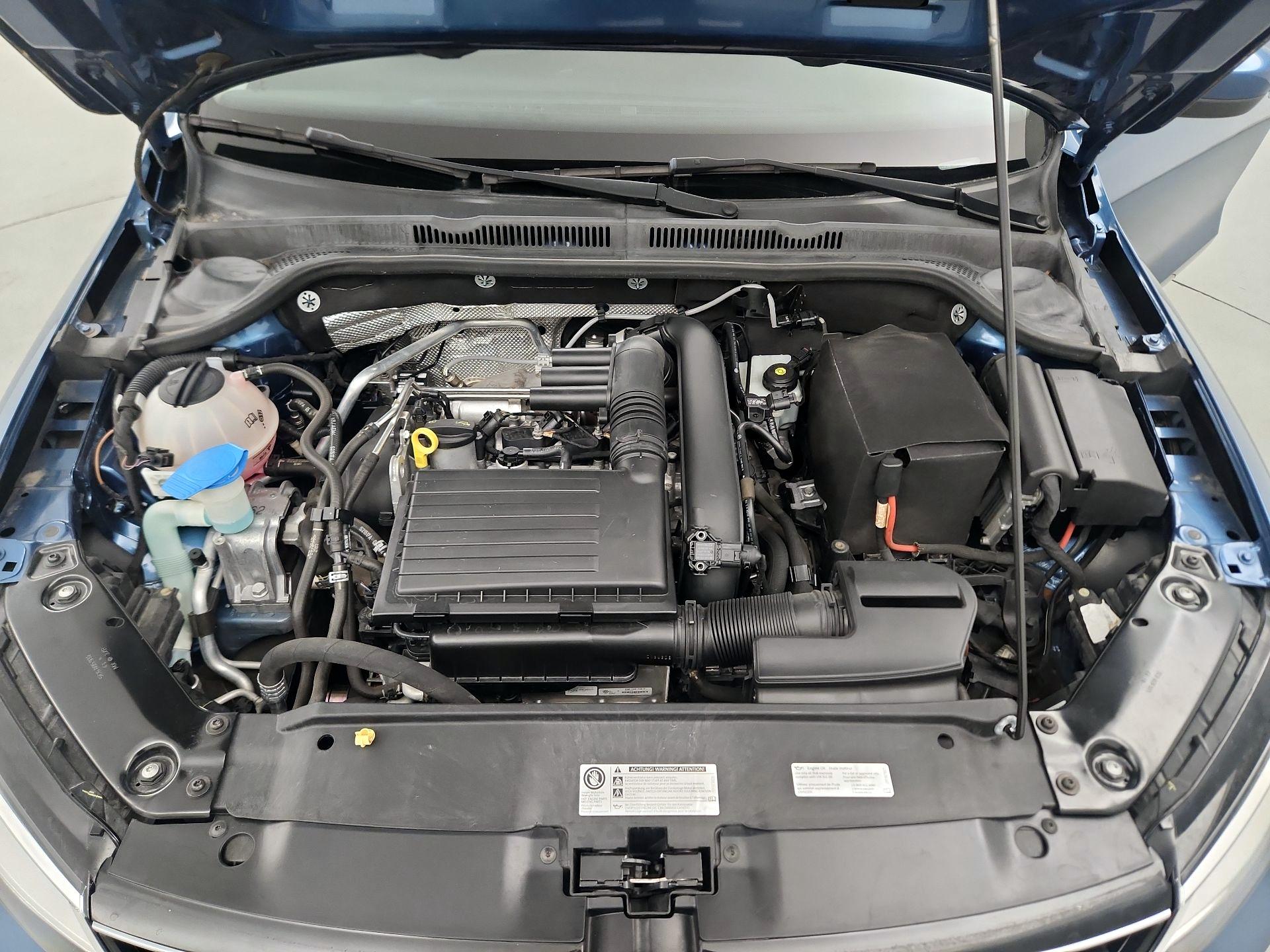 Thumbnail: 2017 Volkswagen Jetta - 19