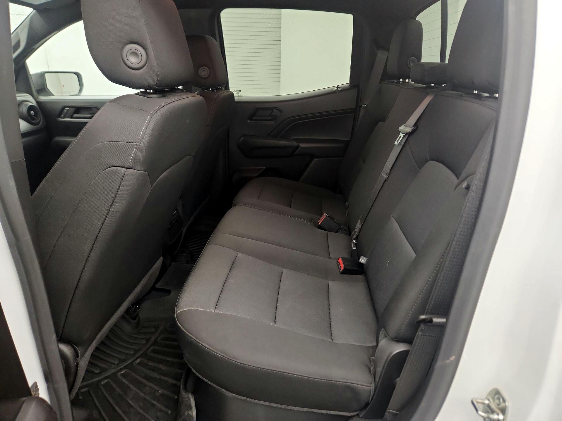 Thumbnail: 2024 Chevrolet Colorado - 16