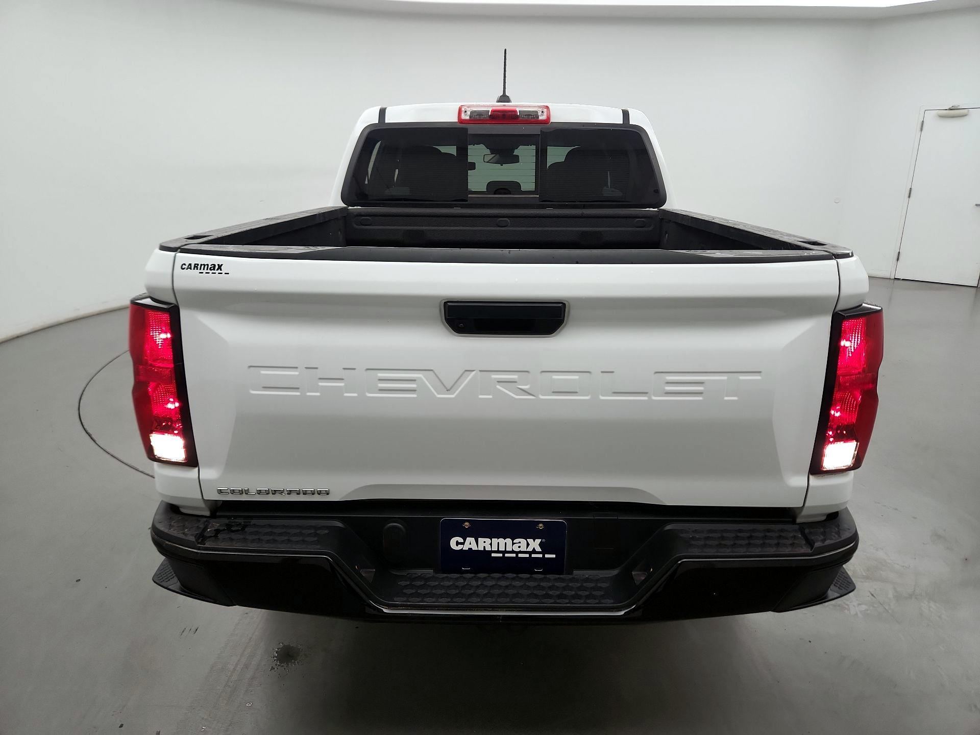 Thumbnail: 2024 Chevrolet Colorado - 17