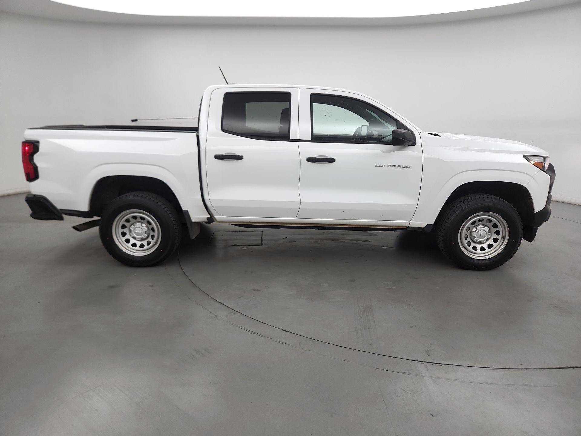 Thumbnail: 2024 Chevrolet Colorado - 4