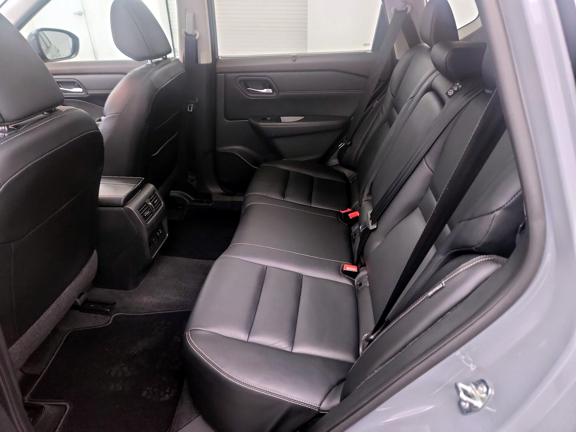 Thumbnail: 2023 Nissan Rogue - 19